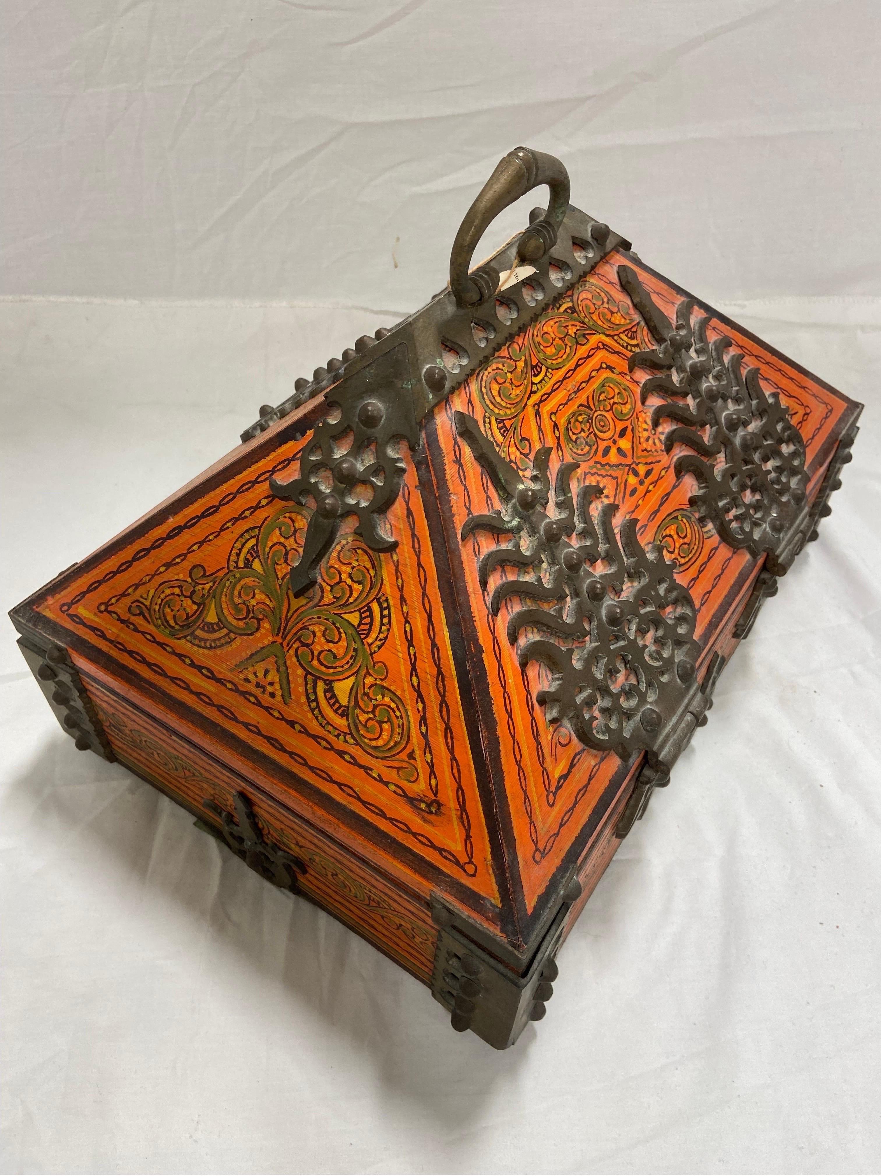 Vintage Large Indian Dowry Box with Ornate Brass Hinges and Paint Decoration 1