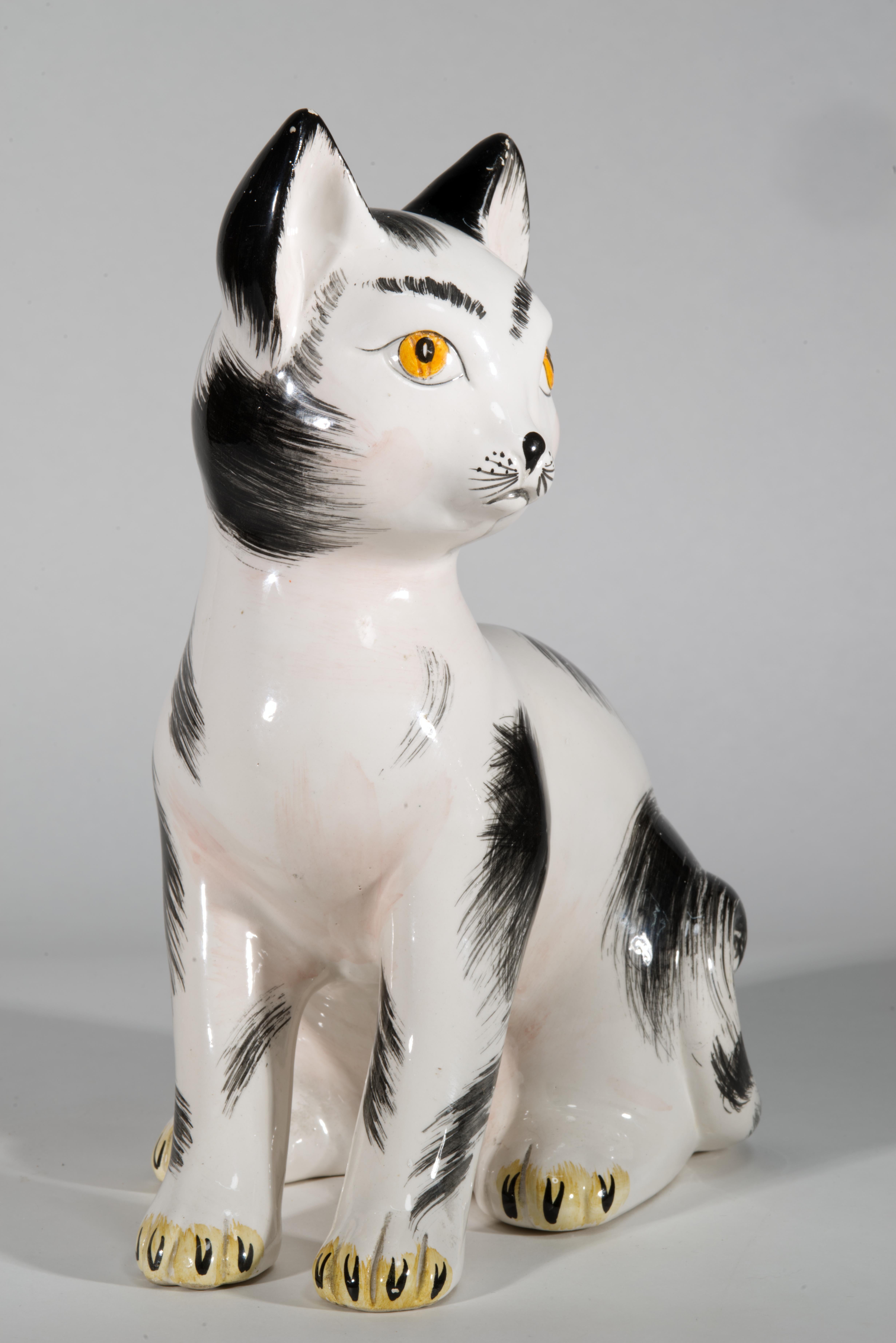XX secolo Grande statuetta di gatto seduto in ceramica maiolica italiana d'epoca in vendita