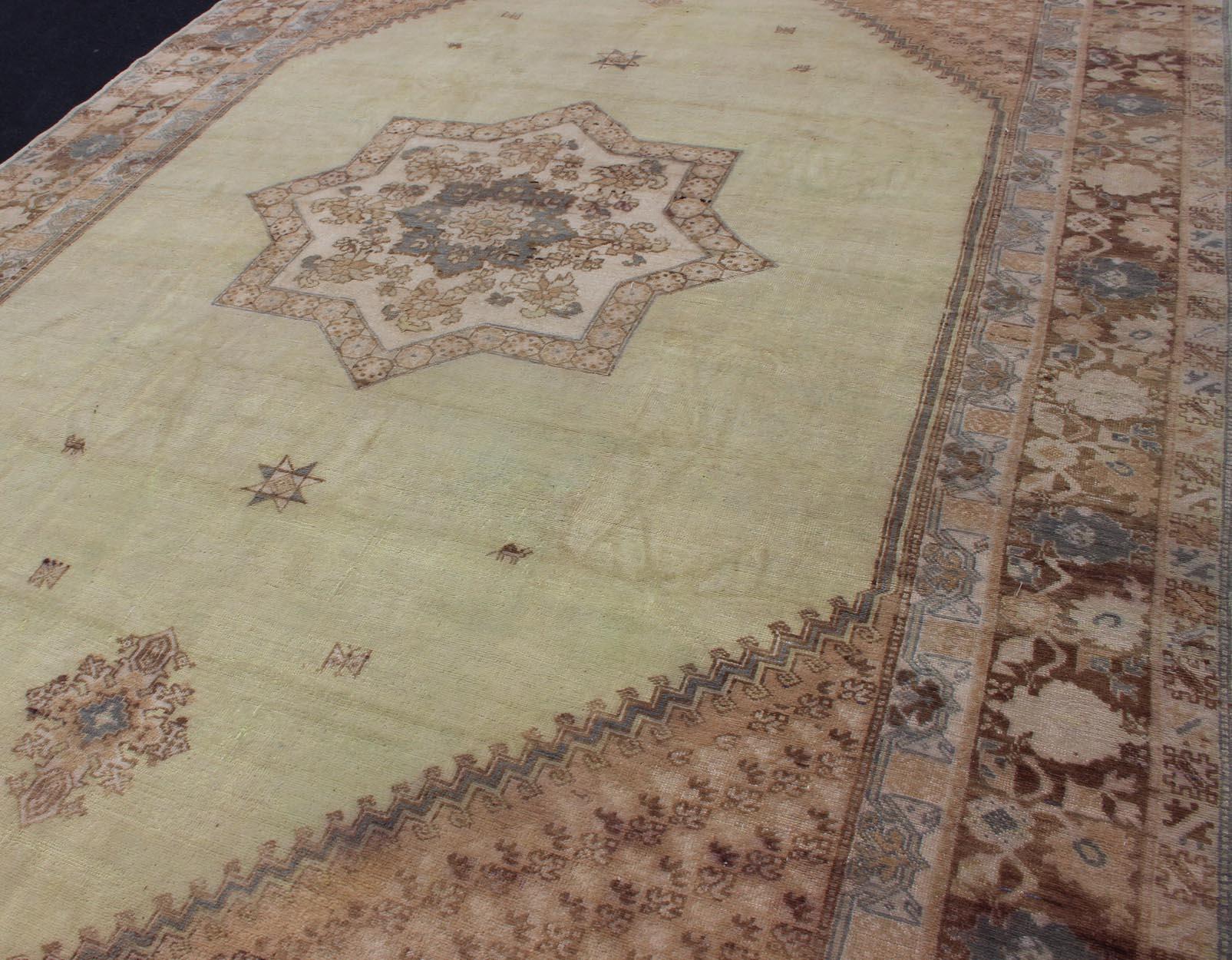Vintage Large Moroccan Rug with Star Medallion in Light Green 3