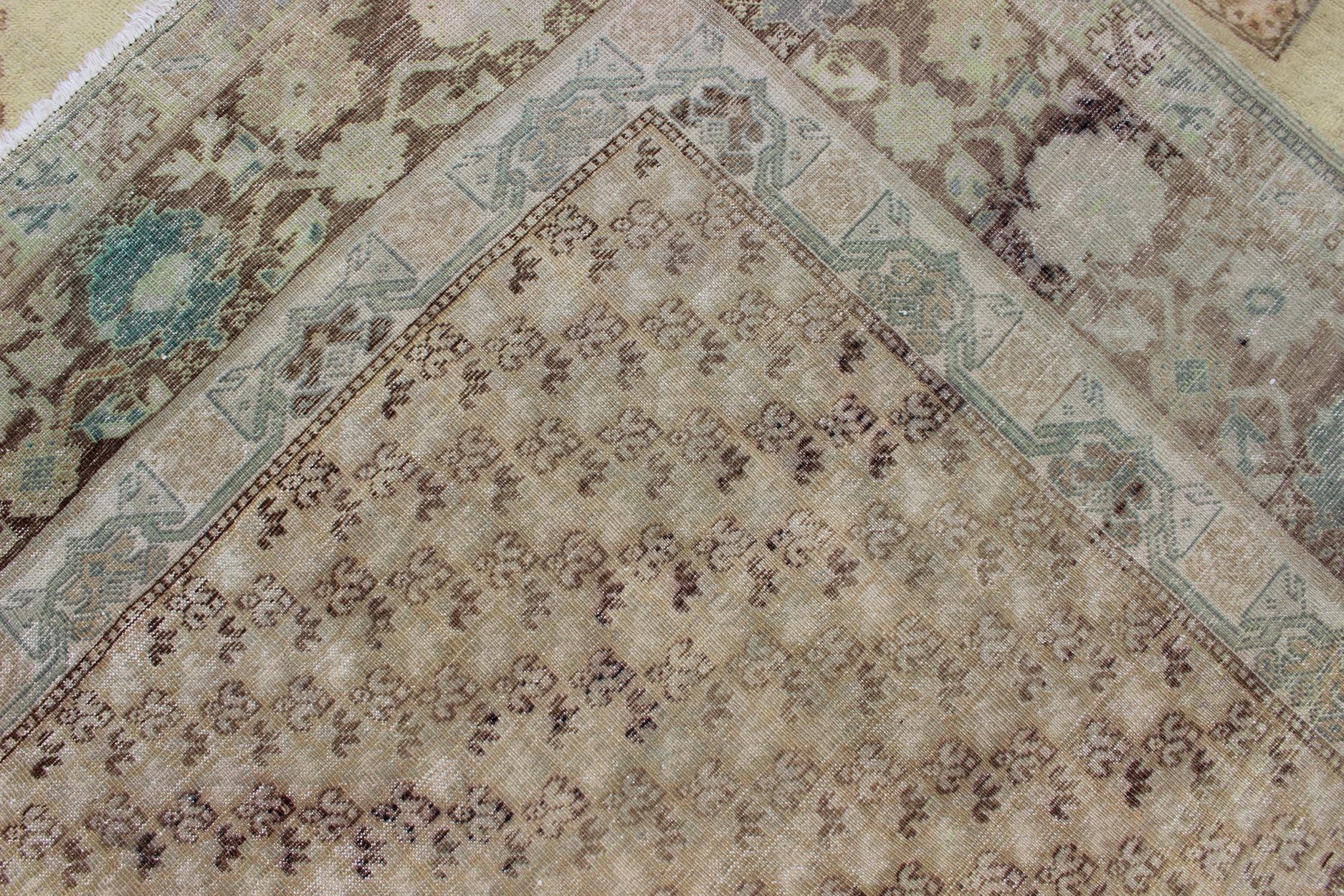 Vintage Large Moroccan Rug with Star Medallion in Light Green 8