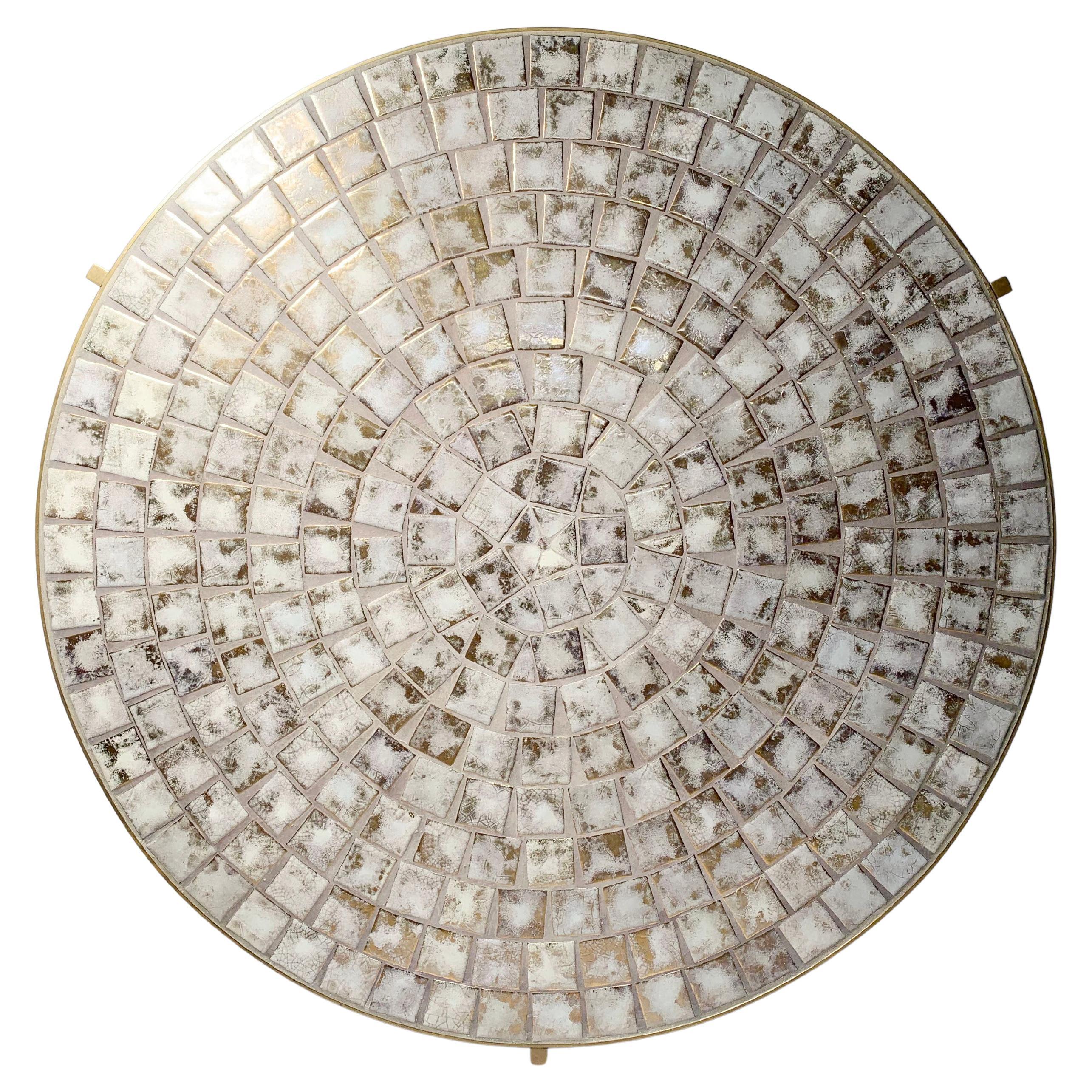 Grande table basse vintage en mosaïque et laiton massif par Mosaic House en vente