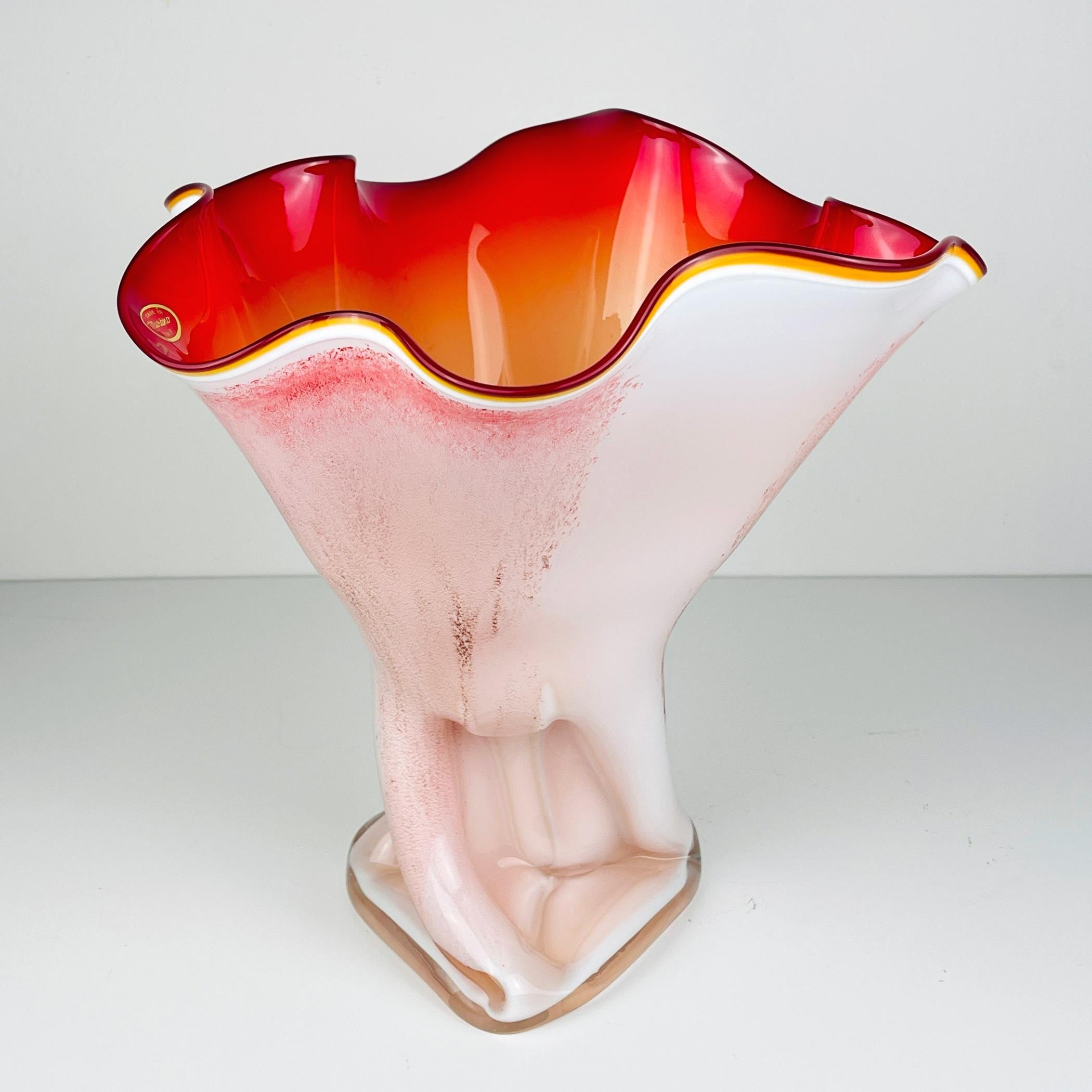 Grand vase vintage de Murano Rouge et Blanc Italie 1970 en vente 1