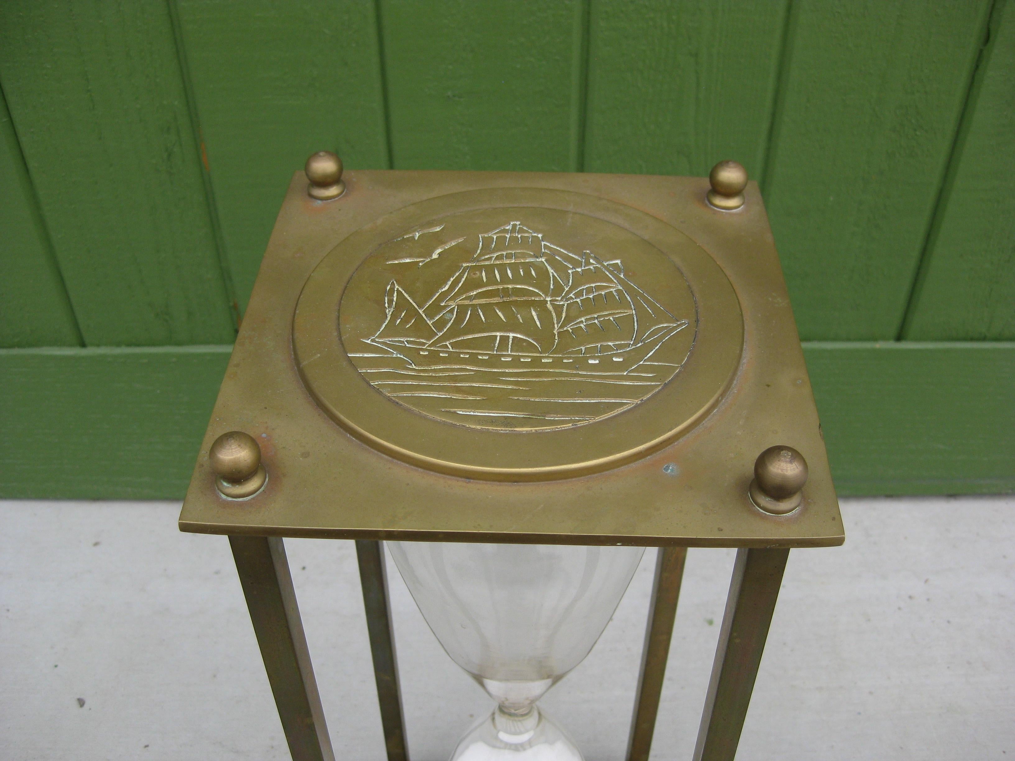 American Vintage Large Nautical Maritime Brass Glass Ship's Hourglass Display Model Timer For Sale