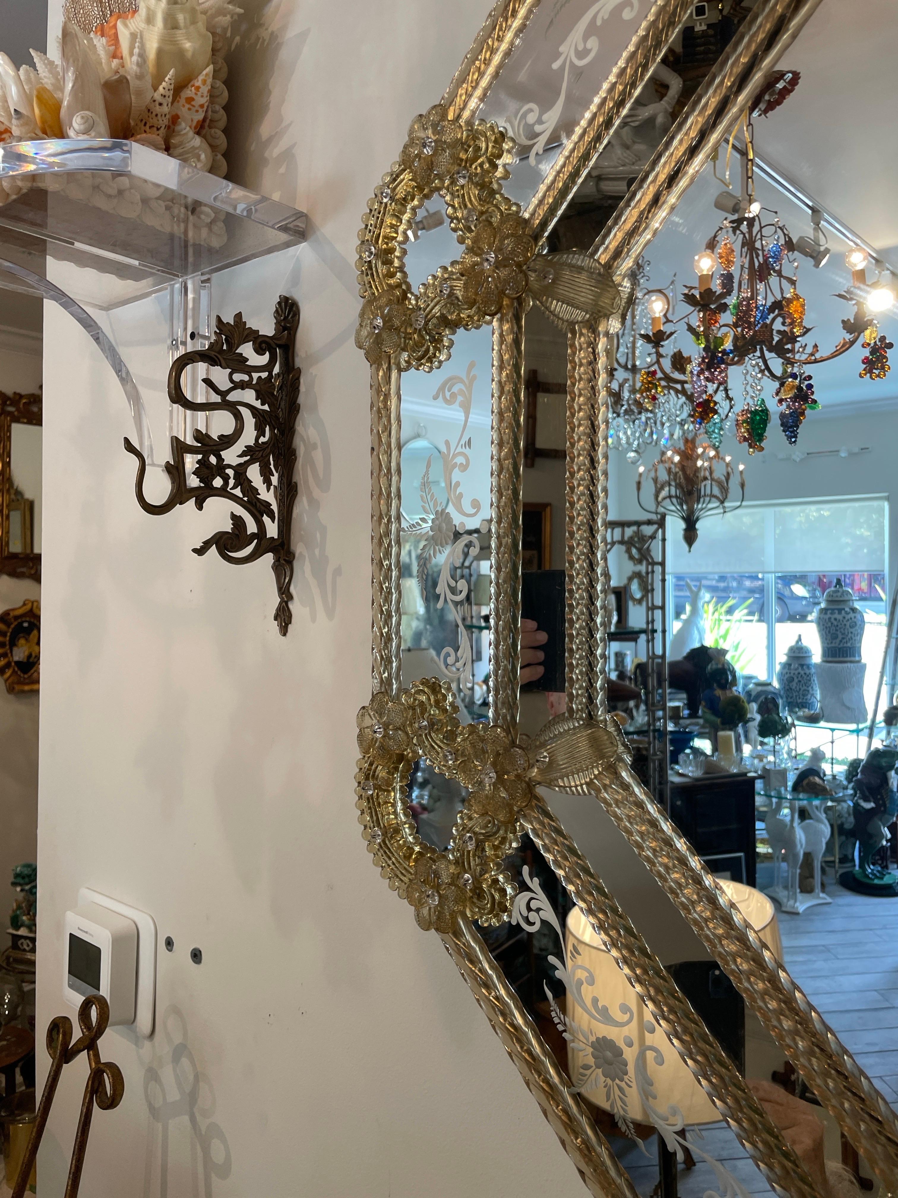 Espejo veneciano de Murano vintage grande de forma octogonal en Bueno estado para la venta en West Palm Beach, FL