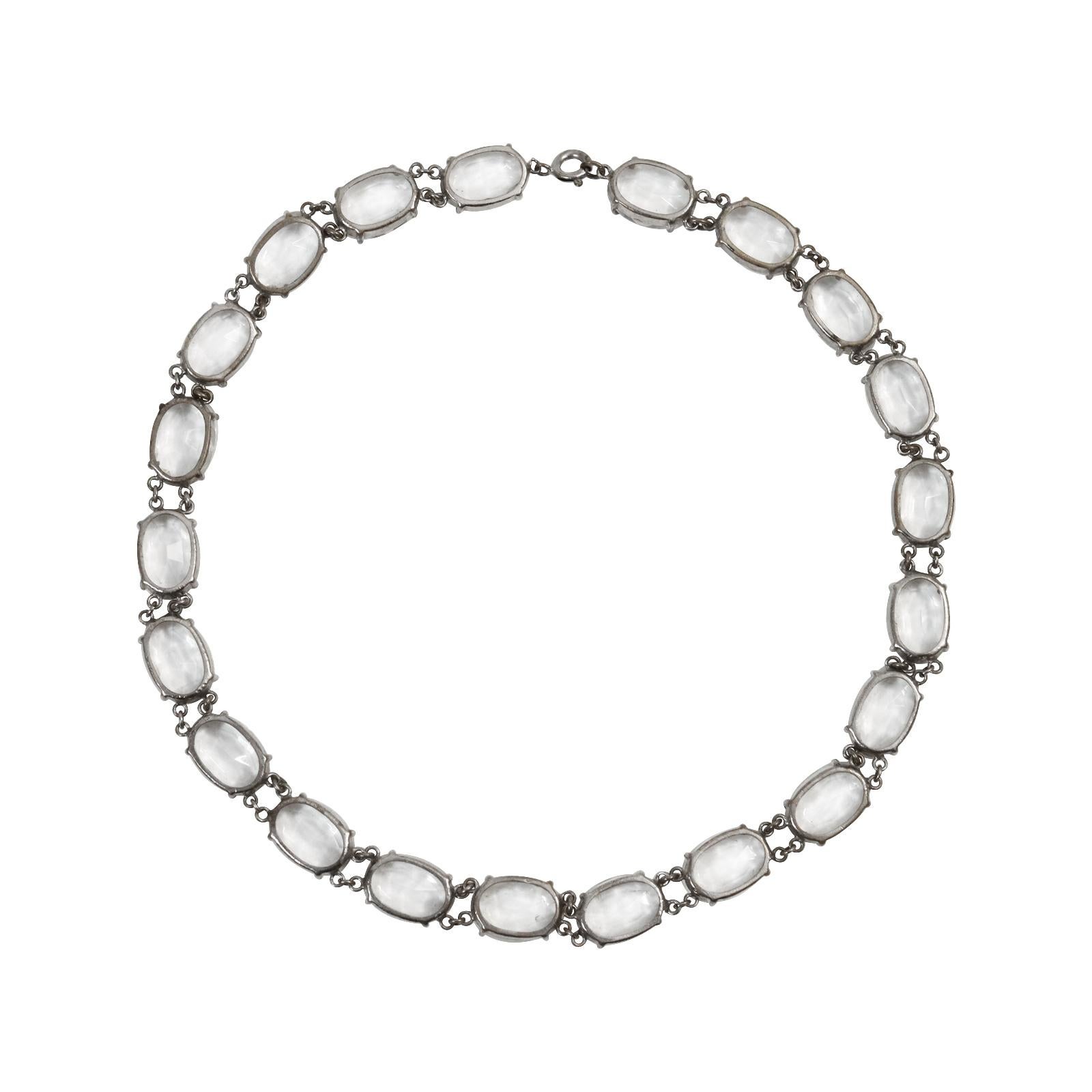Moderno Collana ovale ovale di cristallo aperto, circa 1960, d'epoca in vendita