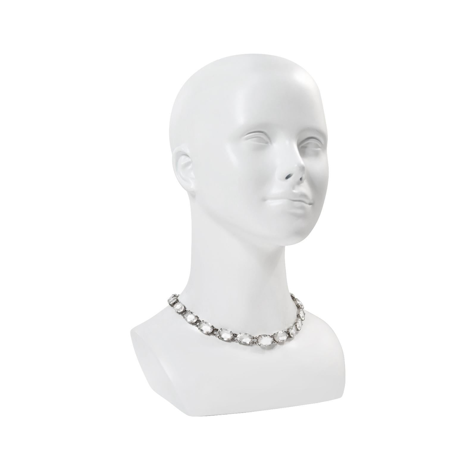 Große ovale Kristall-Halskette mit offenem Rücken Circa 1960er Jahre im Angebot 1