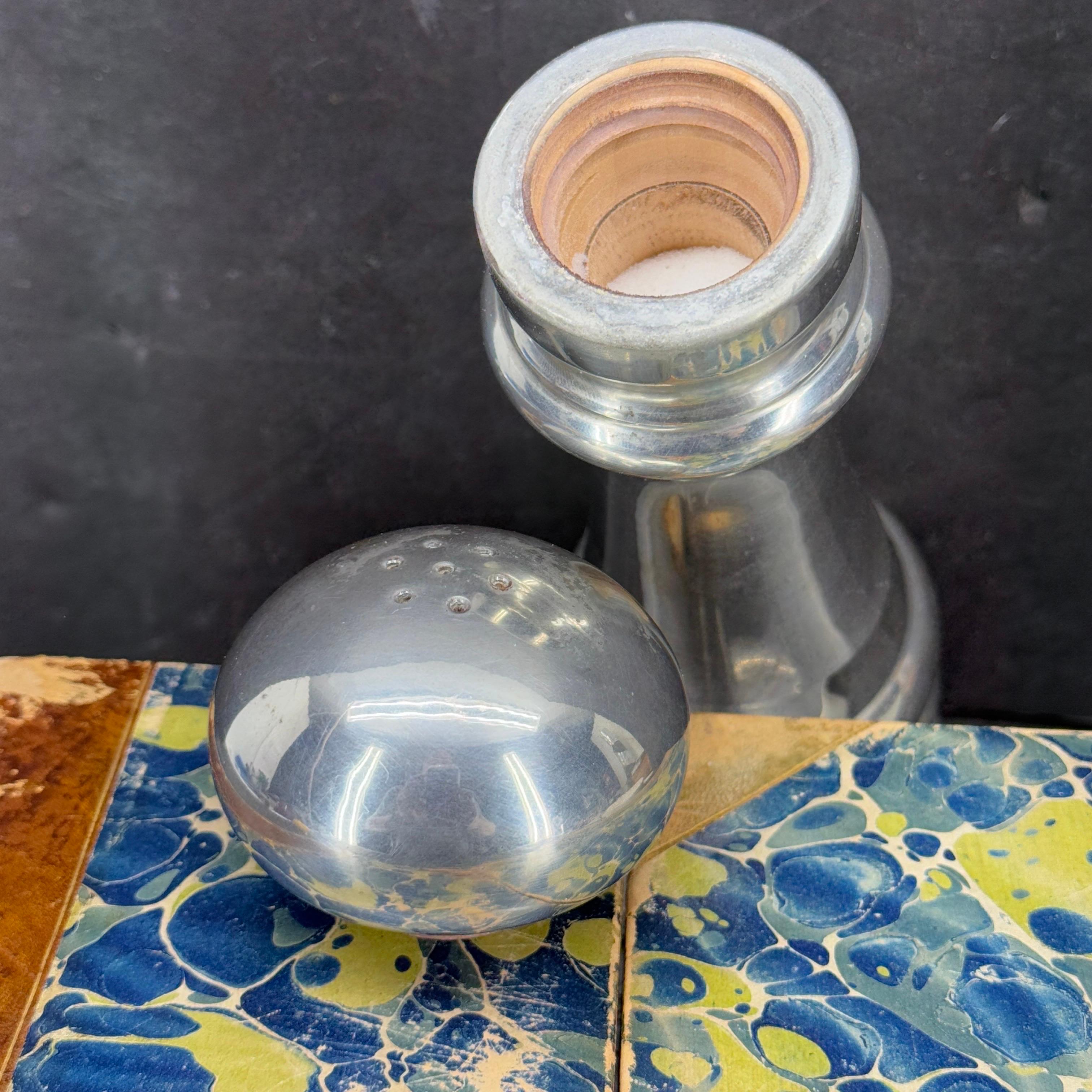 Vintage Large Oversized Italian Salt Pepper Mill For Sale 3