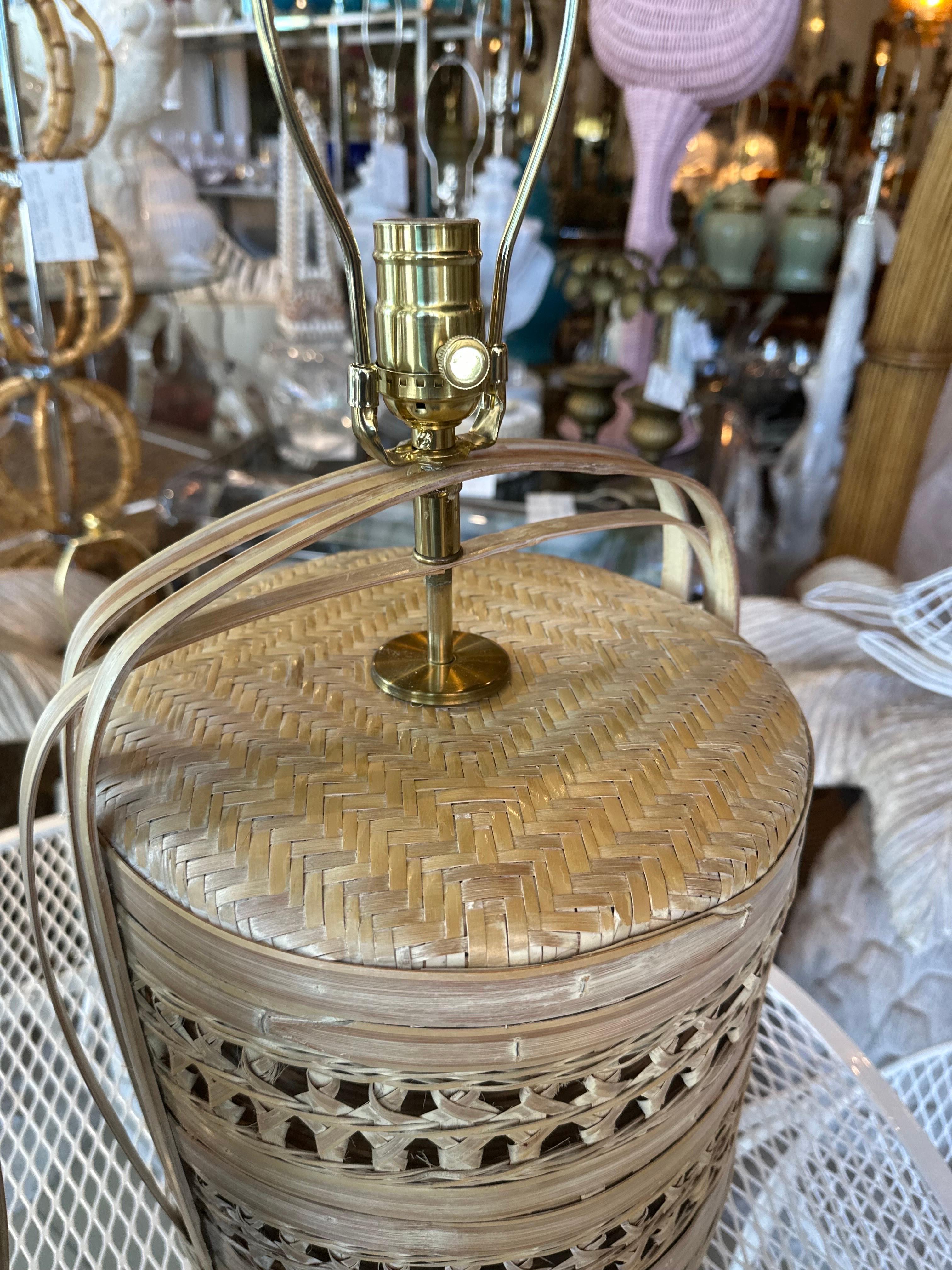 Vintage Large Pair Woven Rattan Wicker Basket Table Lamps Newly Wired For Sale 7