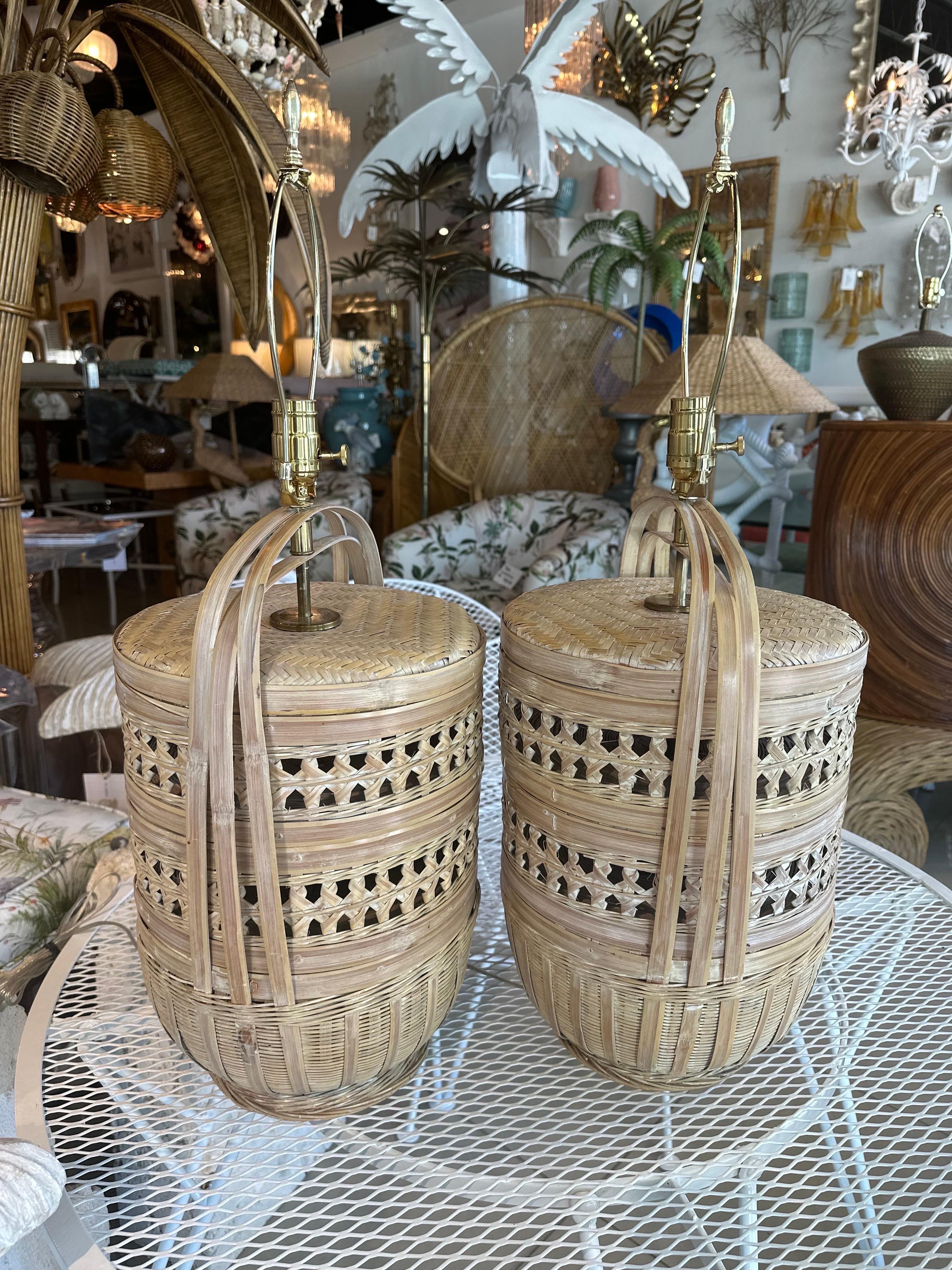 Vintage Large Pair Woven Rattan Wicker Basket Table Lamps Newly Wired In Good Condition For Sale In West Palm Beach, FL