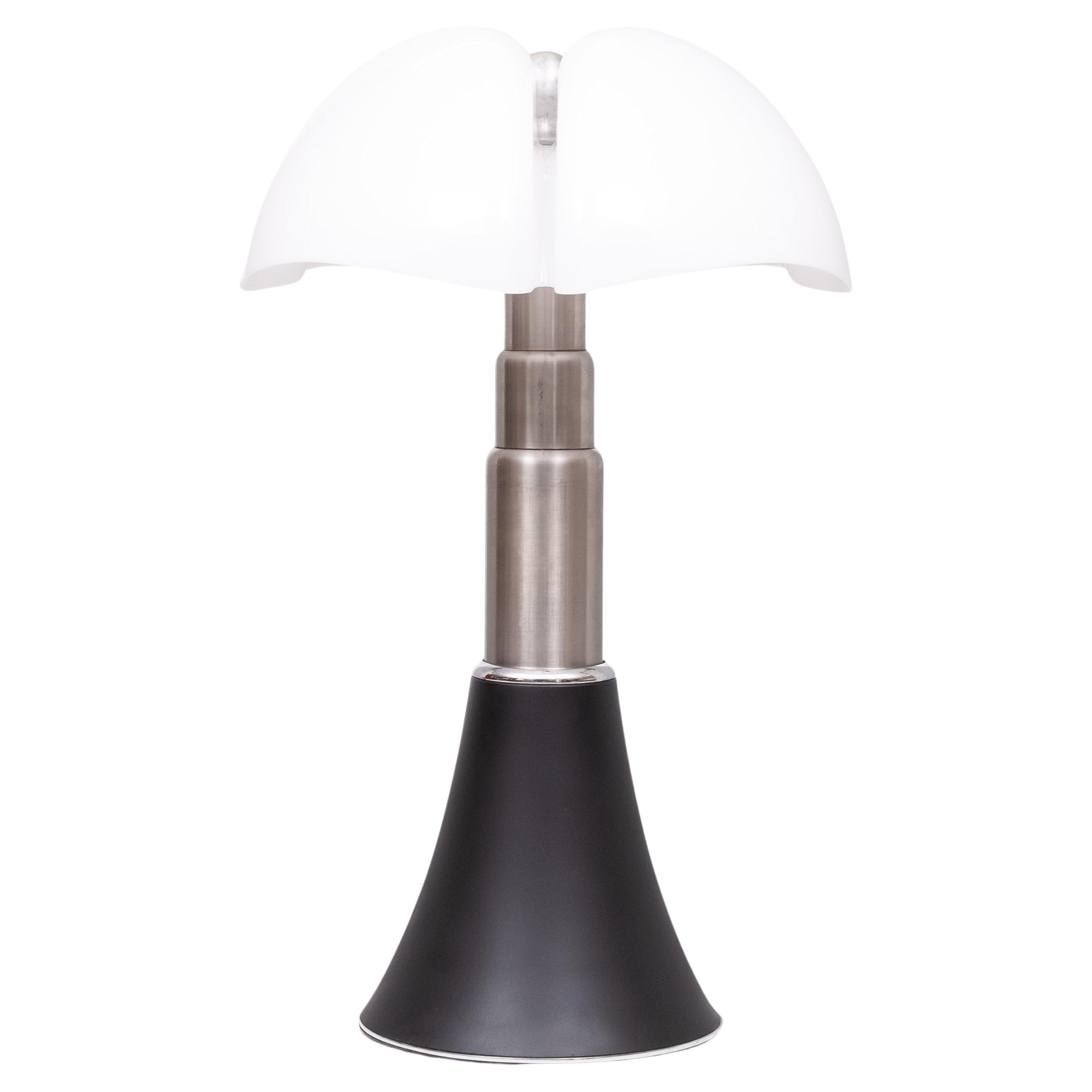 Vintage large Pipistrello Gae Aulenti Table lamp Italy