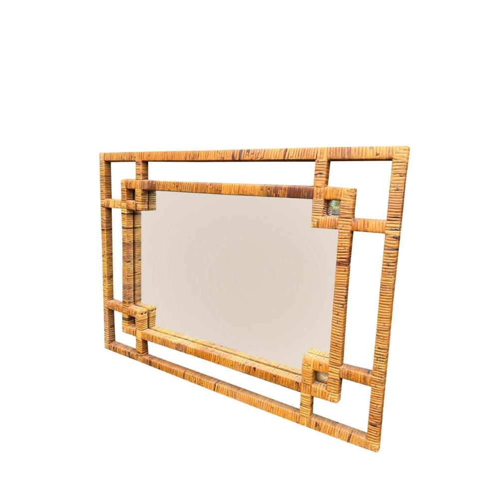 Espejo de pared vintage grande de ratán y mimbre en estilo Chinoiserie Chippendale en venta 4