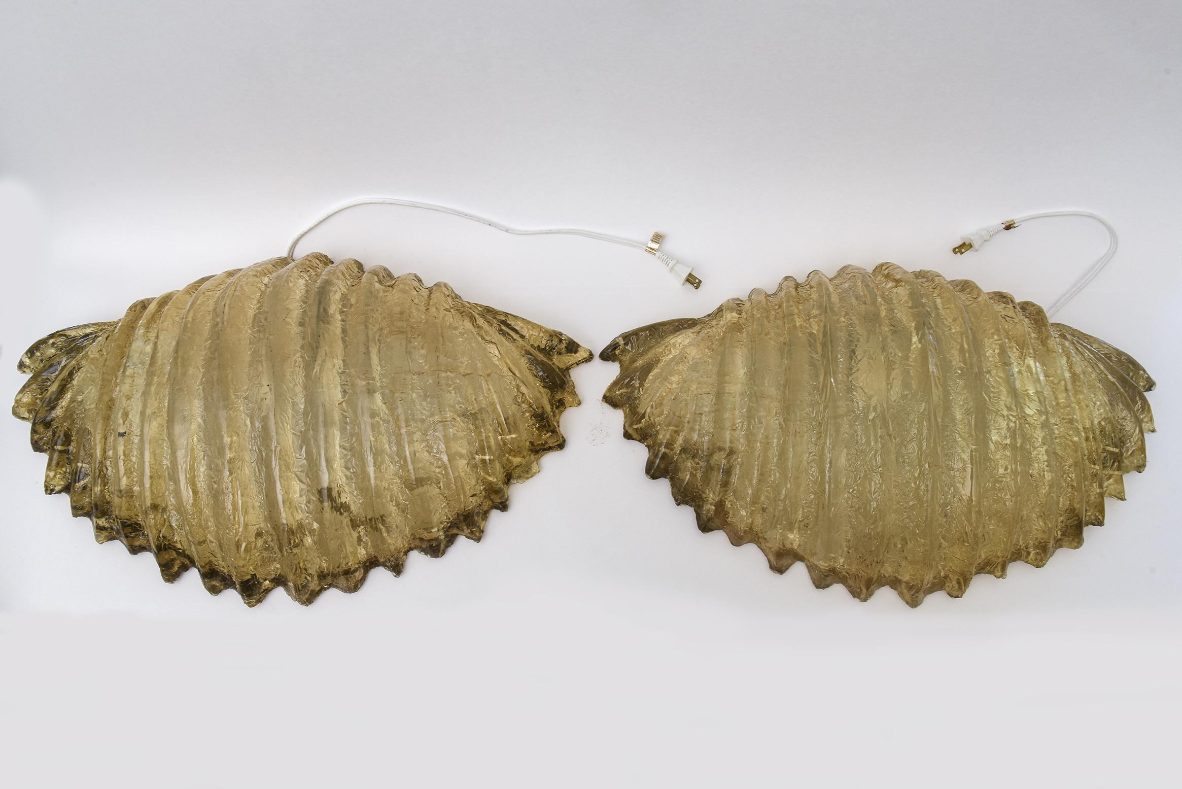 Modern Vintage Large Amber Gold Resin Shell Wall Sconces  Hollywood Regency Pair Of For Sale