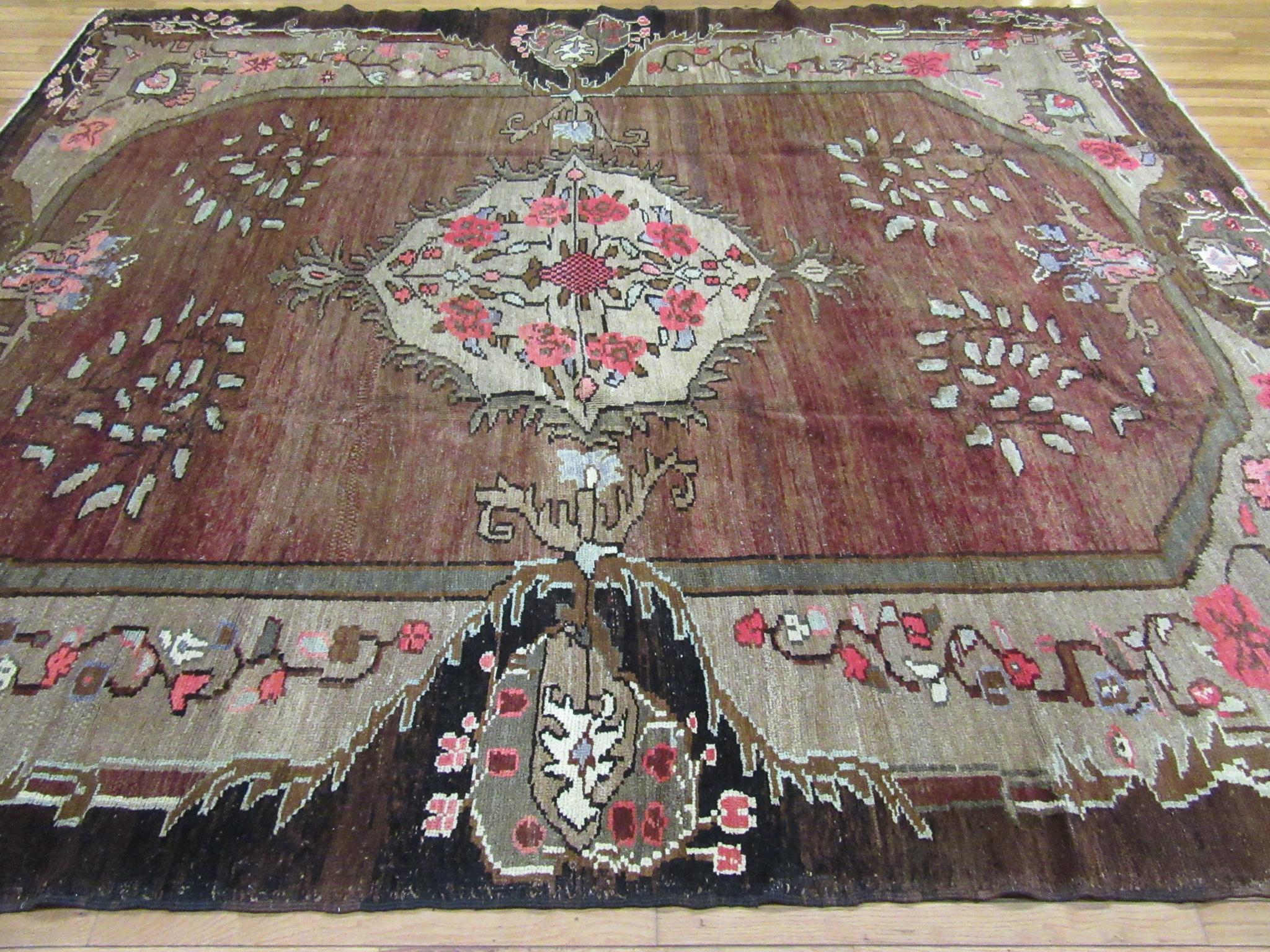 Large Room Size Vintage Hand Knotted Wool Turkish Rug For Sale 7