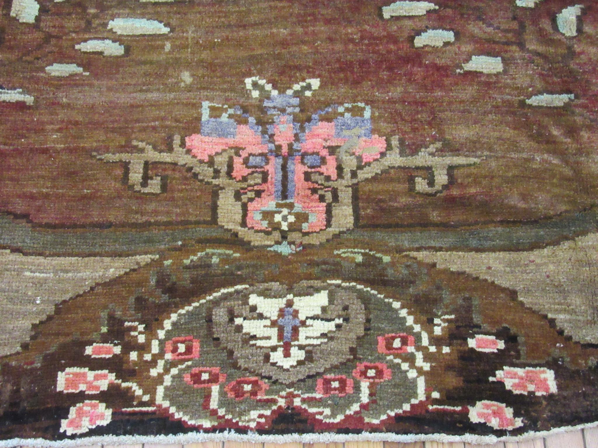 Large Room Size Vintage Hand Knotted Wool Turkish Rug For Sale 1