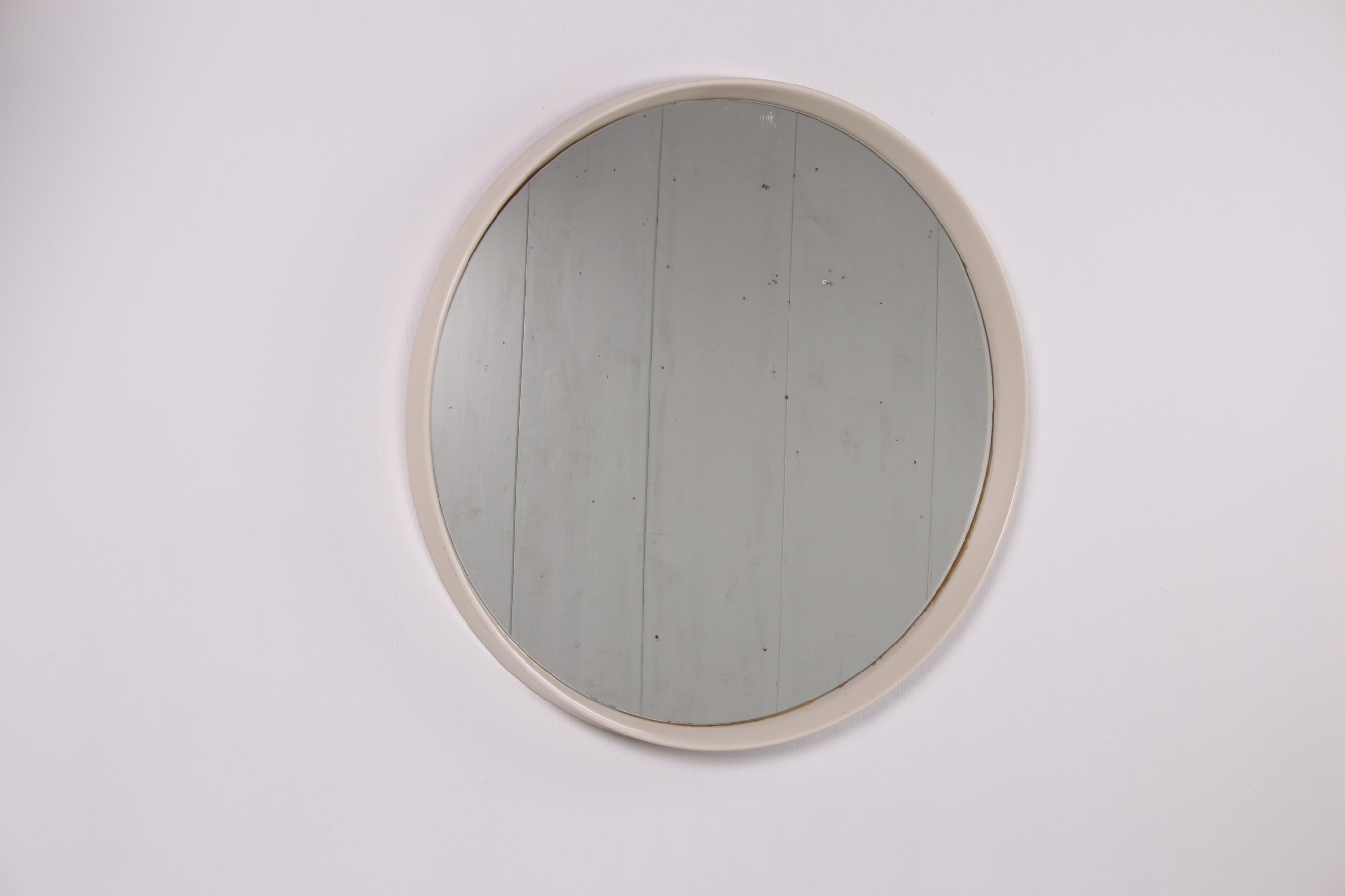 Vintage Large Round Mirror with White Edge, 1960s For Sale 6