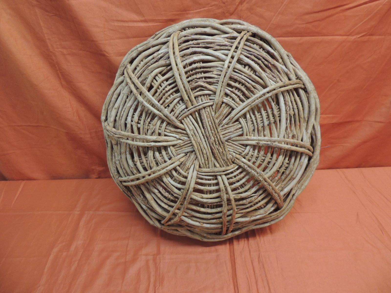 Asian Vintage Large Round Rustic Style Willow Woven Basket/ Bowl