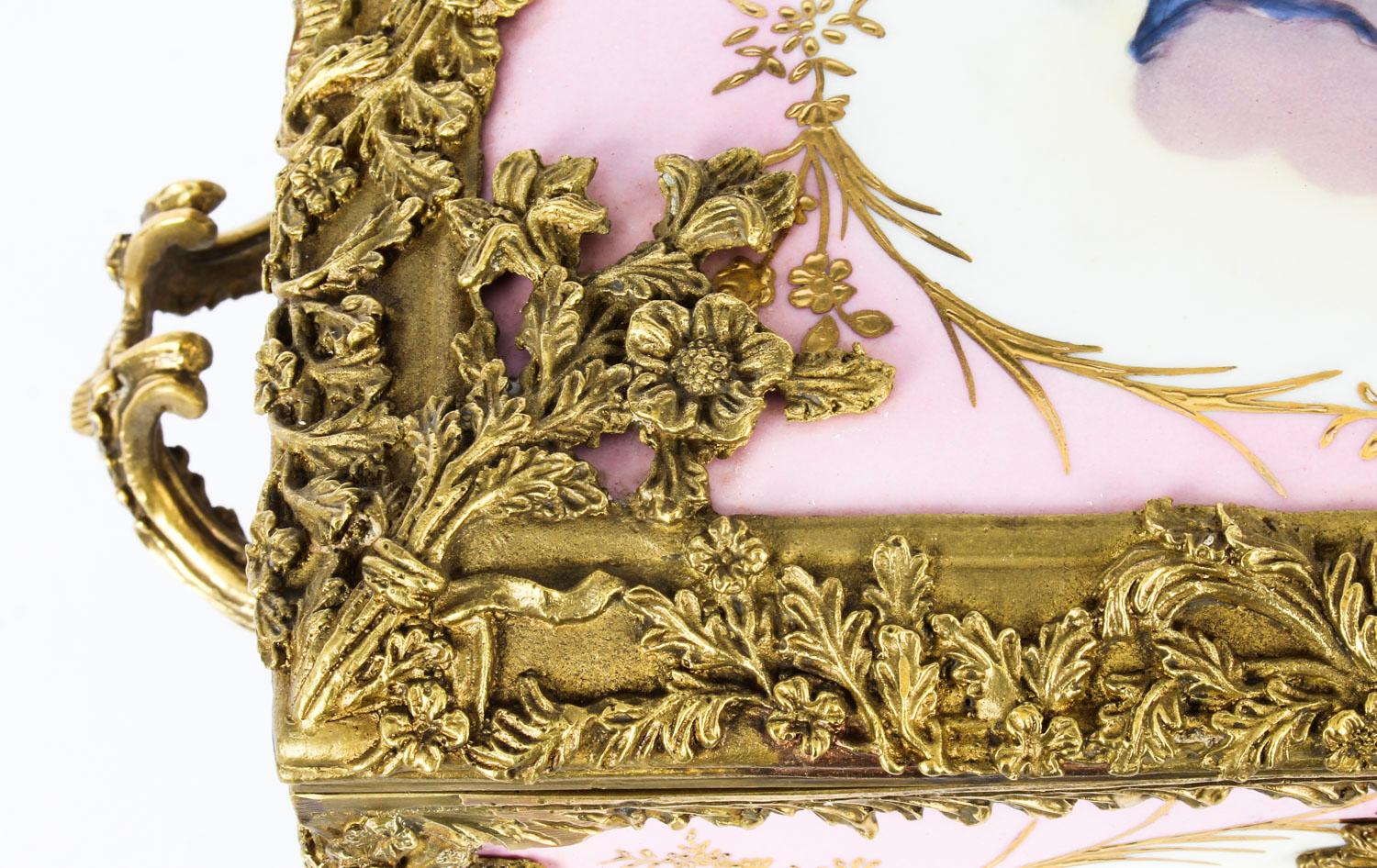 Vintage Large Russian Revival Rose Pink Porcelain Jewellery Casket 20th Century For Sale 10