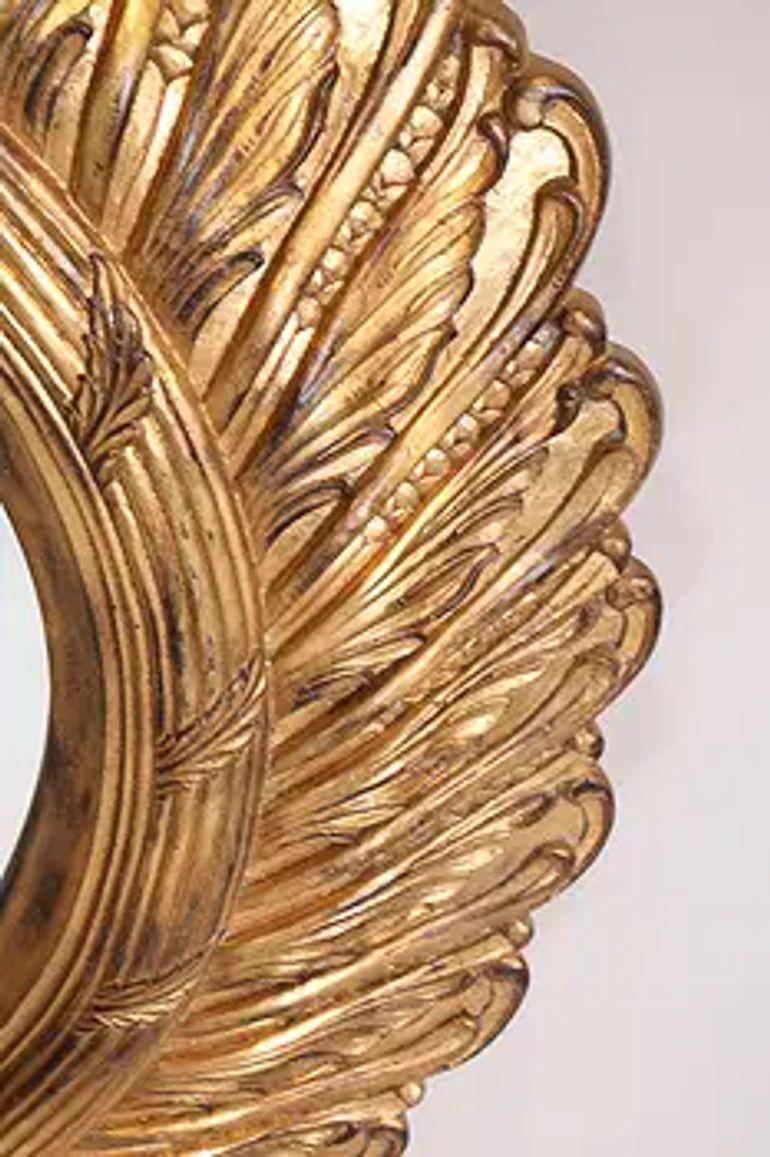 20ième siècle Vintage Large Scale Italian Wooden Sunburst Mirror (miroir en bois) en vente