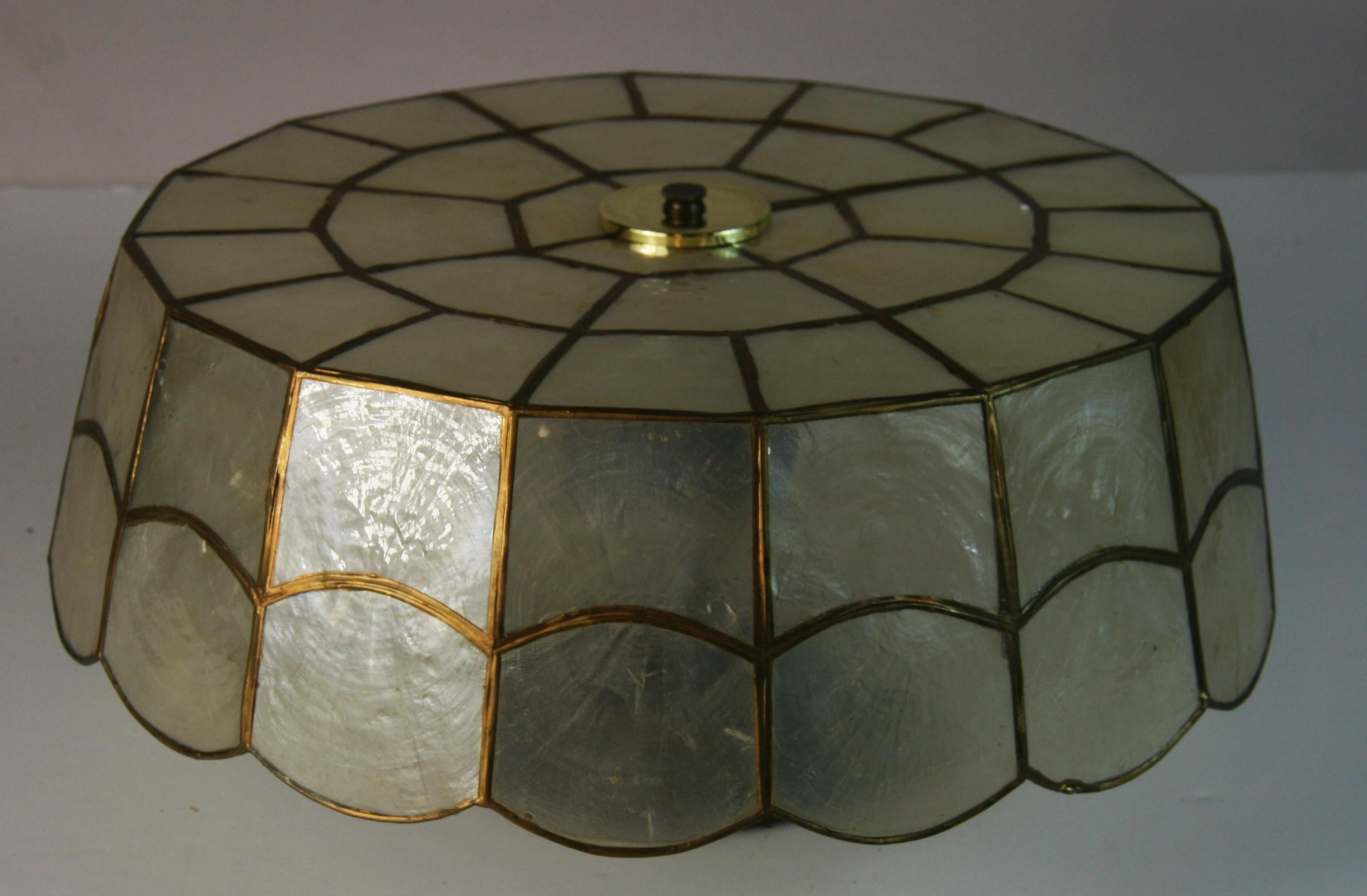 Vintage Large Scalloped Capiz Shell Flush Mount In Good Condition In Douglas Manor, NY