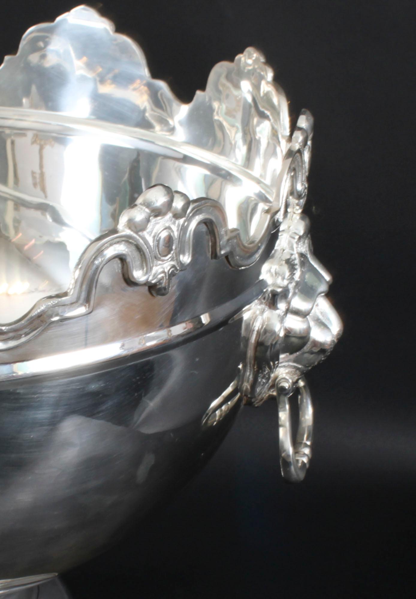 Vintage Large Silver Plate Monteith Punch Bowl Cooler 20th Century en vente 9