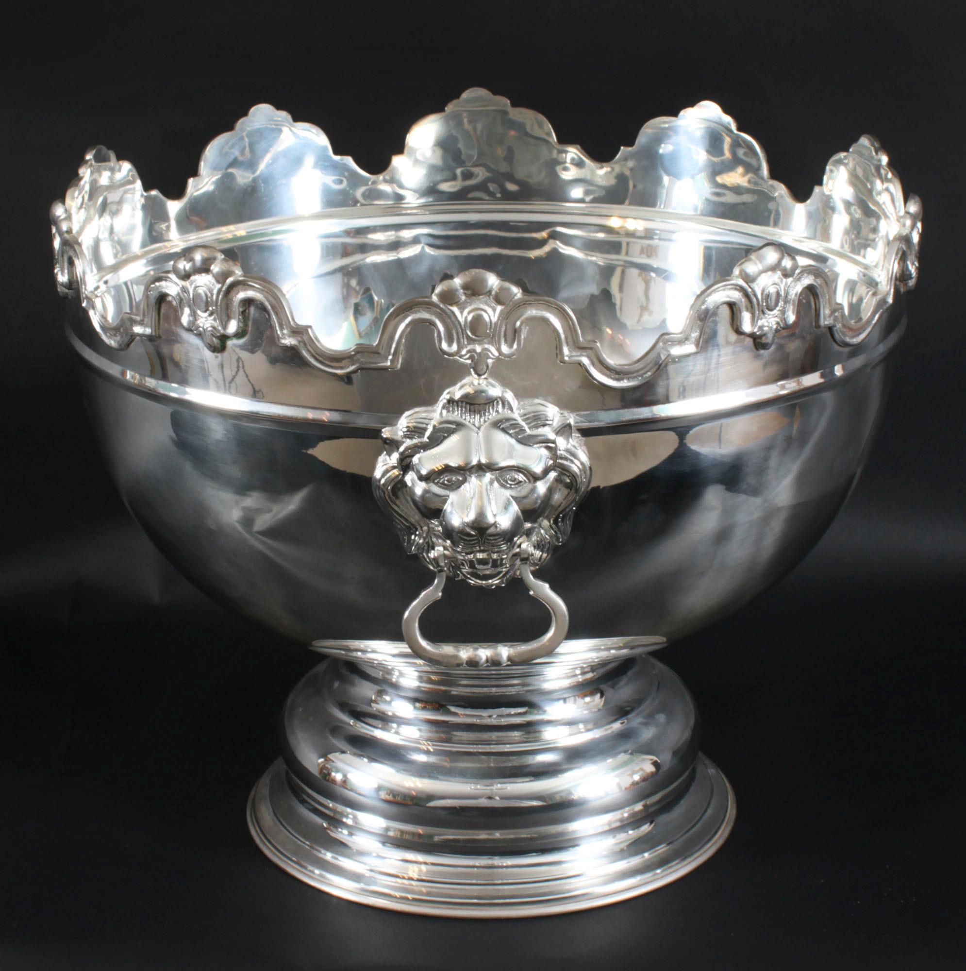Vintage Large Silver Plate Monteith Punch Bowl Cooler 20th Century en vente 2