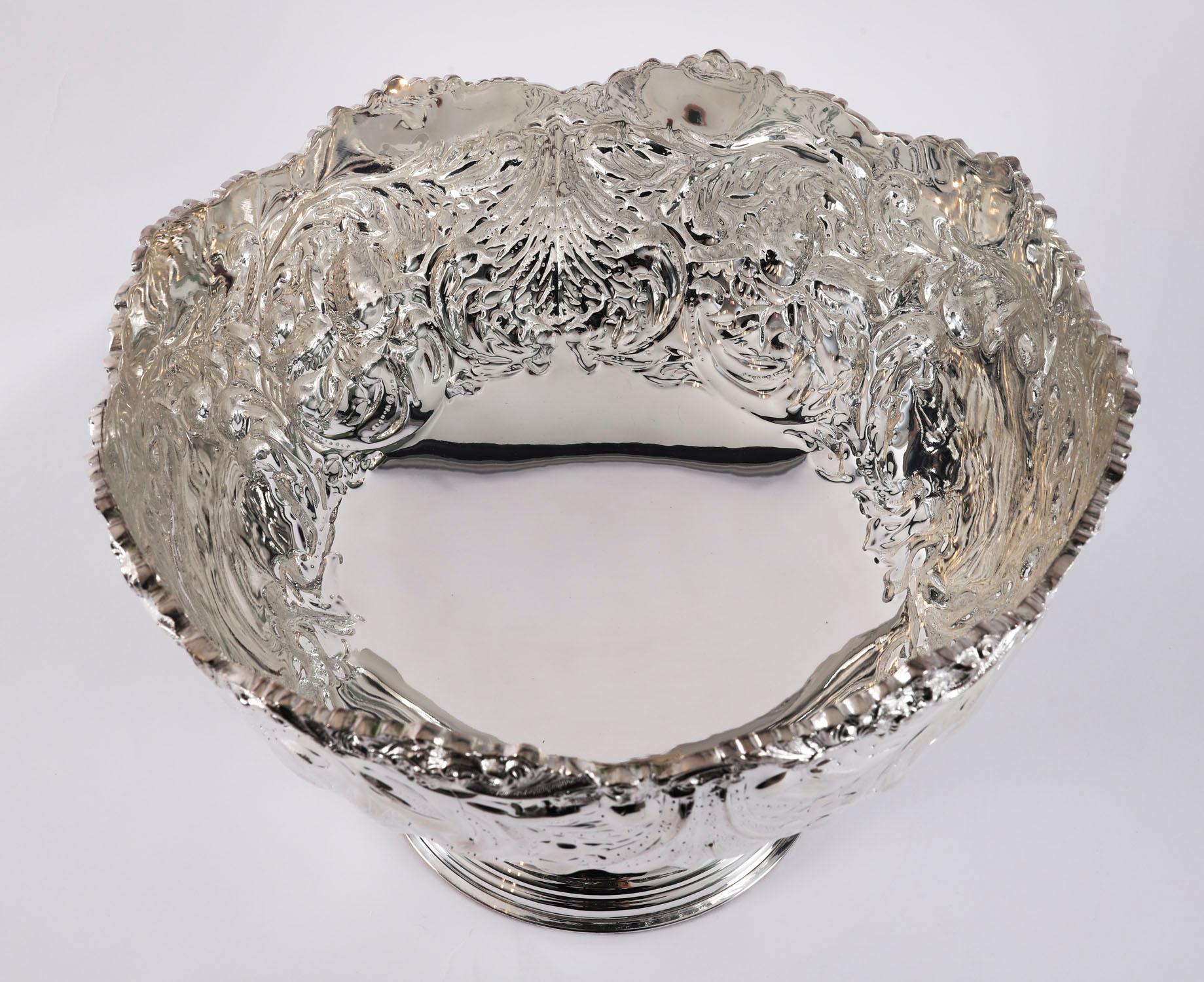 Vintage Large Silver Plated Champagne Cooler / Punch Bowl 20th Century im Zustand „Gut“ im Angebot in London, GB