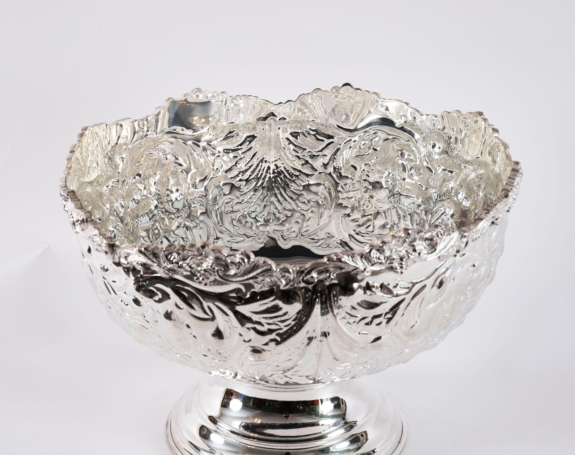 Vintage Large Silver Plated Champagne Cooler / Punch Bowl 20th Century (20. Jahrhundert) im Angebot