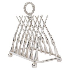 Vintage große versilberte gekreuzte Gewehre Toast Rack 20. Jahrhundert