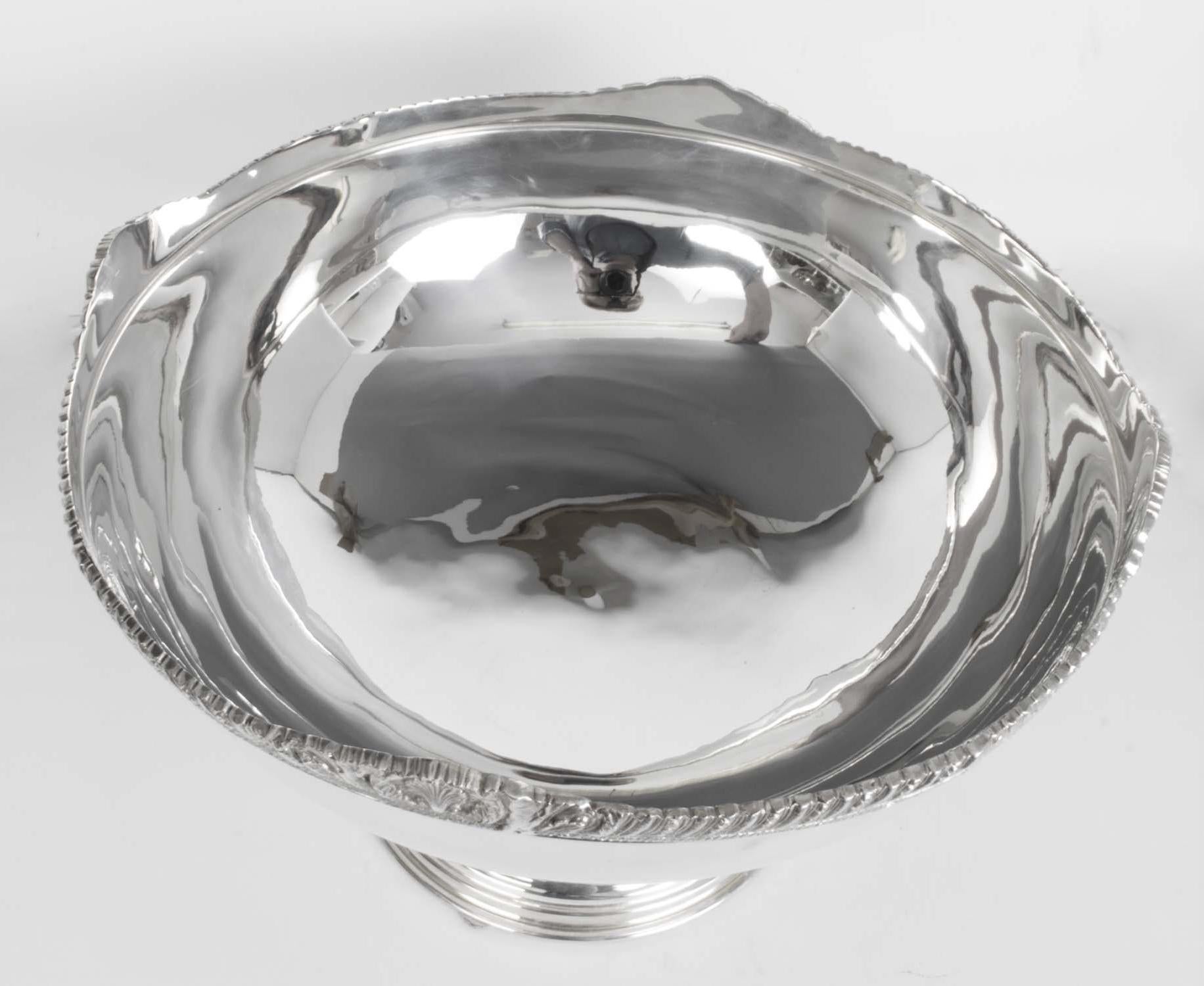 Vintage Large Silver Plated Punch Bowl Champagne Cooler 20th C In Good Condition In London, GB