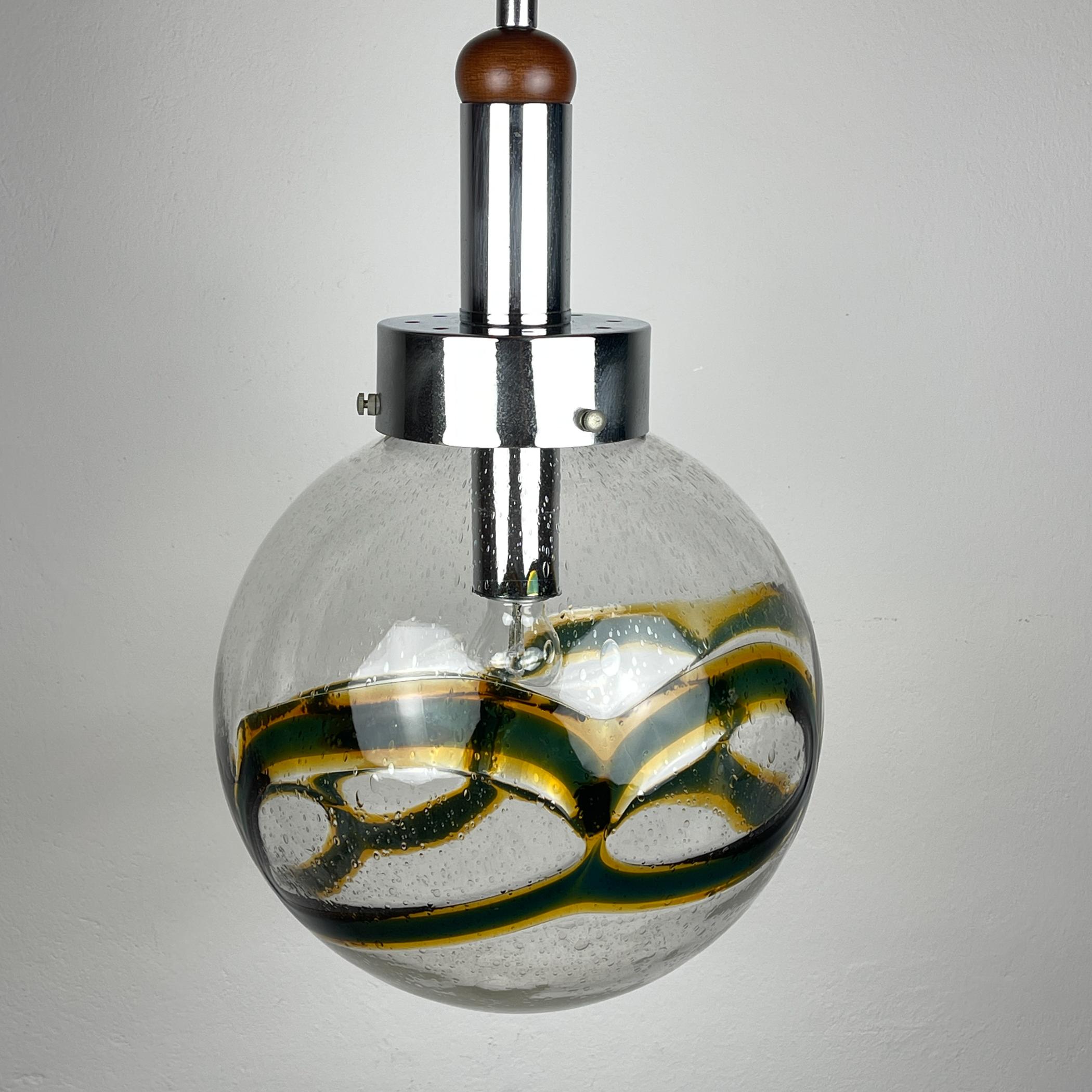 Vintage Large Swirled Murano Glass Pendant Lamp by Vistosi, Italy 1970s For Sale 4