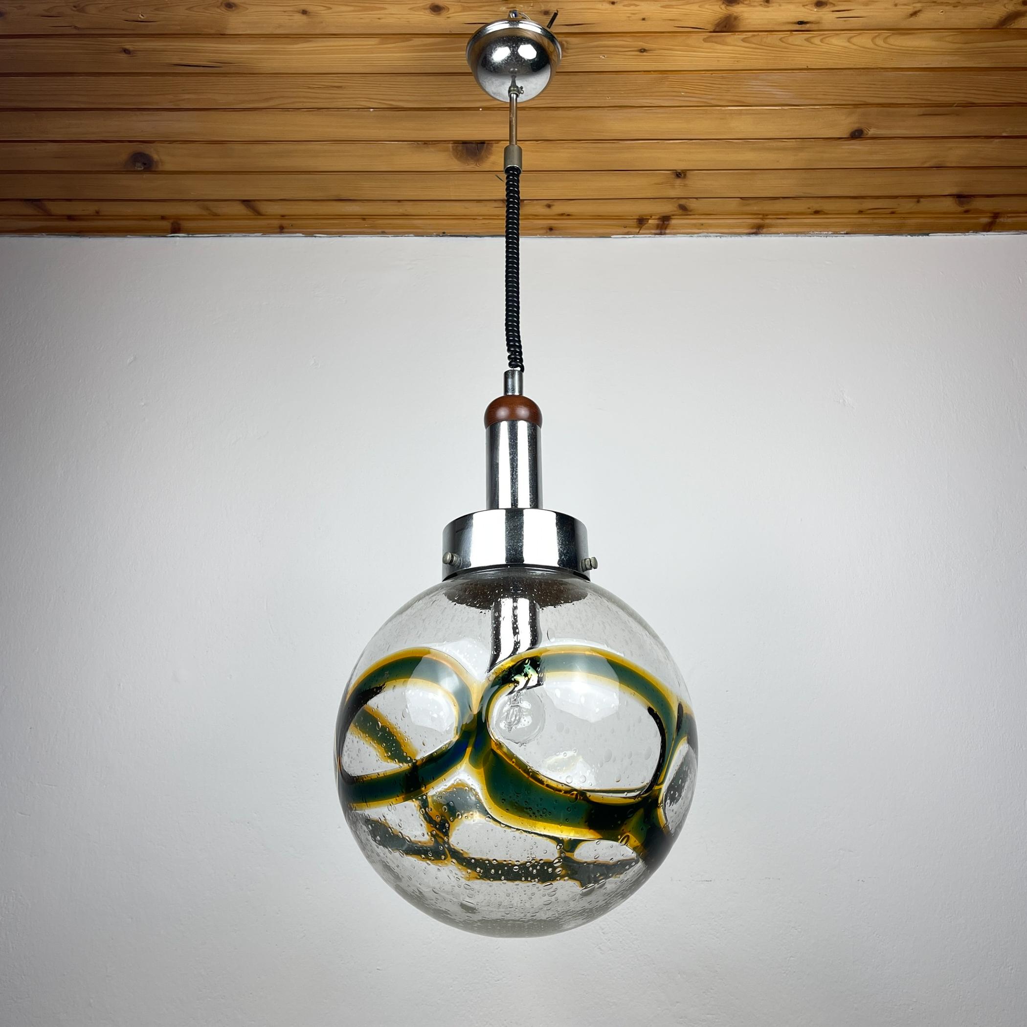Vintage Large Swirled Murano Glass Pendant Lamp by Vistosi, Italy 1970s For Sale 5