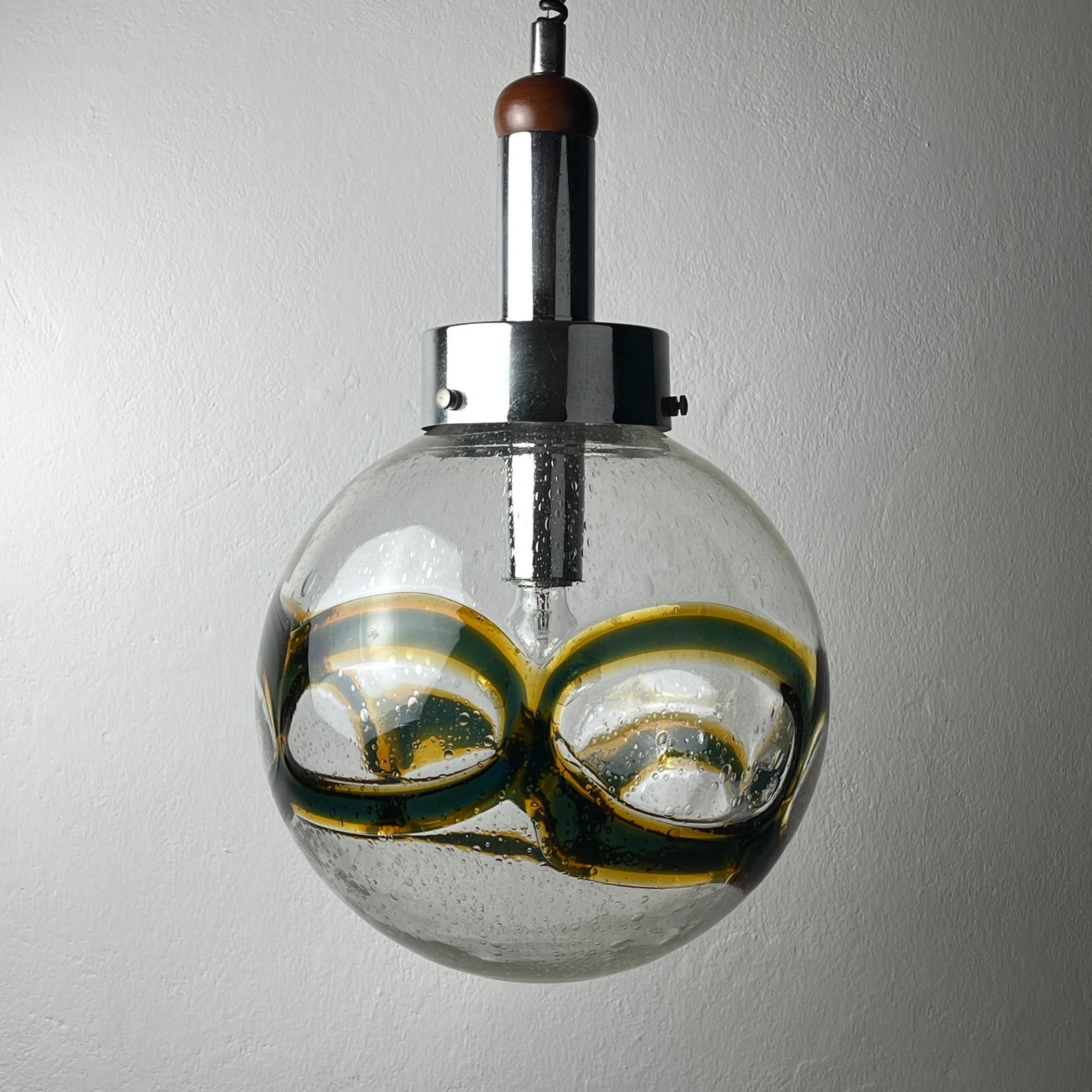 Vintage Large Swirled Murano Glass Pendant Lamp by Vistosi, Italy 1970s For Sale 11
