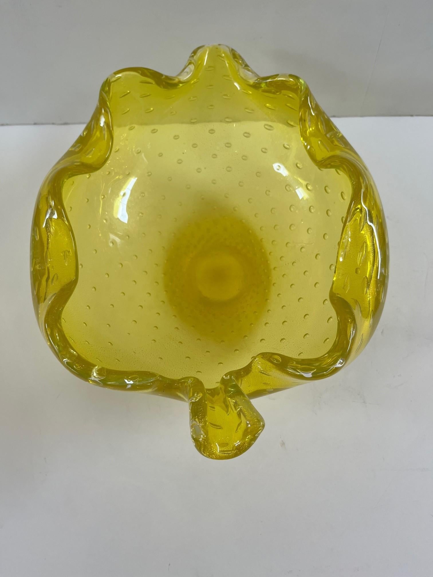 Hand-Carved Vintage Large Vibrant Murano Mid Century Yellow Bullicante Art Leaf Form Bowl For Sale