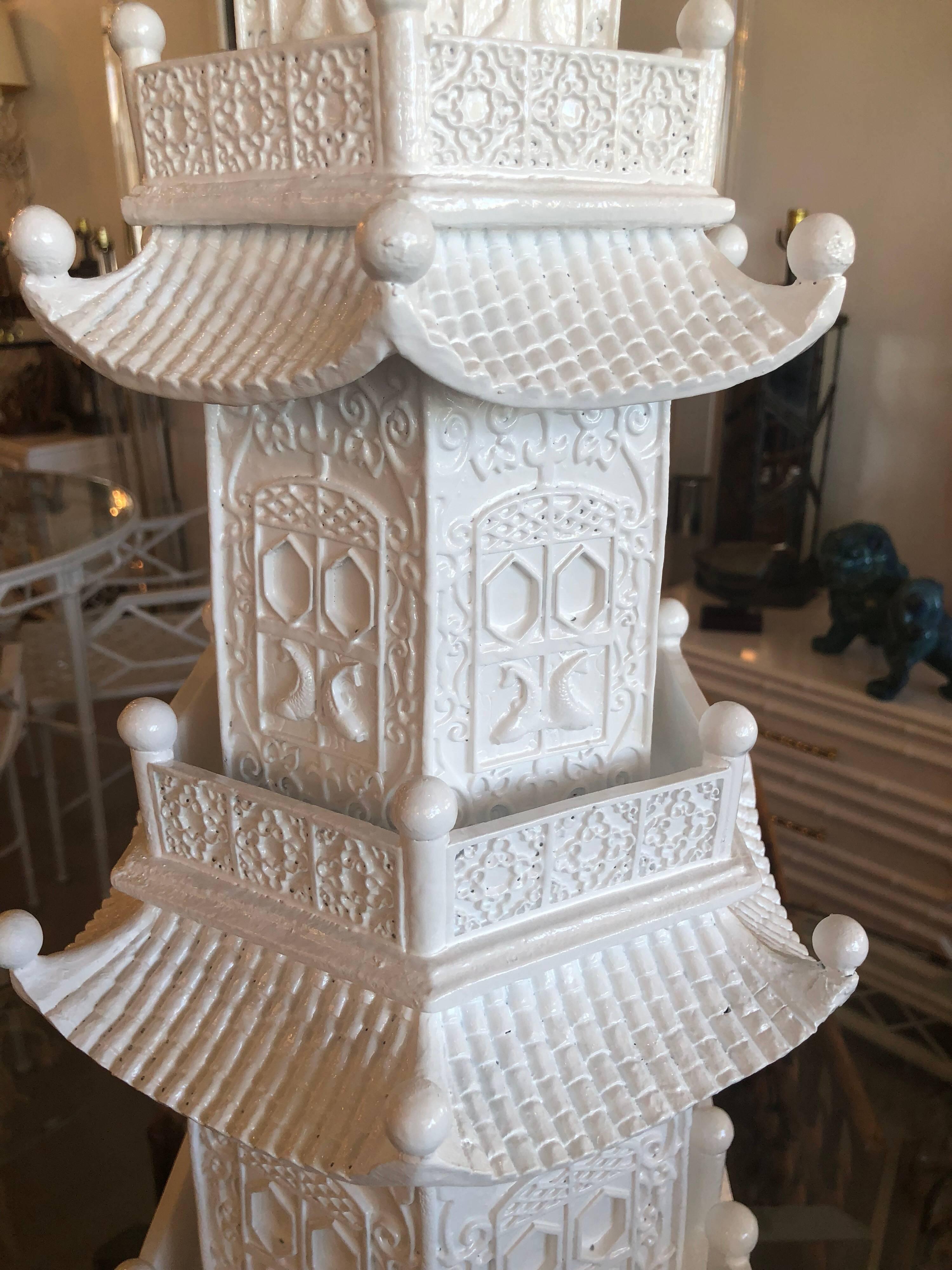 Vieille Grande Statue Pagode Blanche Chinoiserie Jardin 1