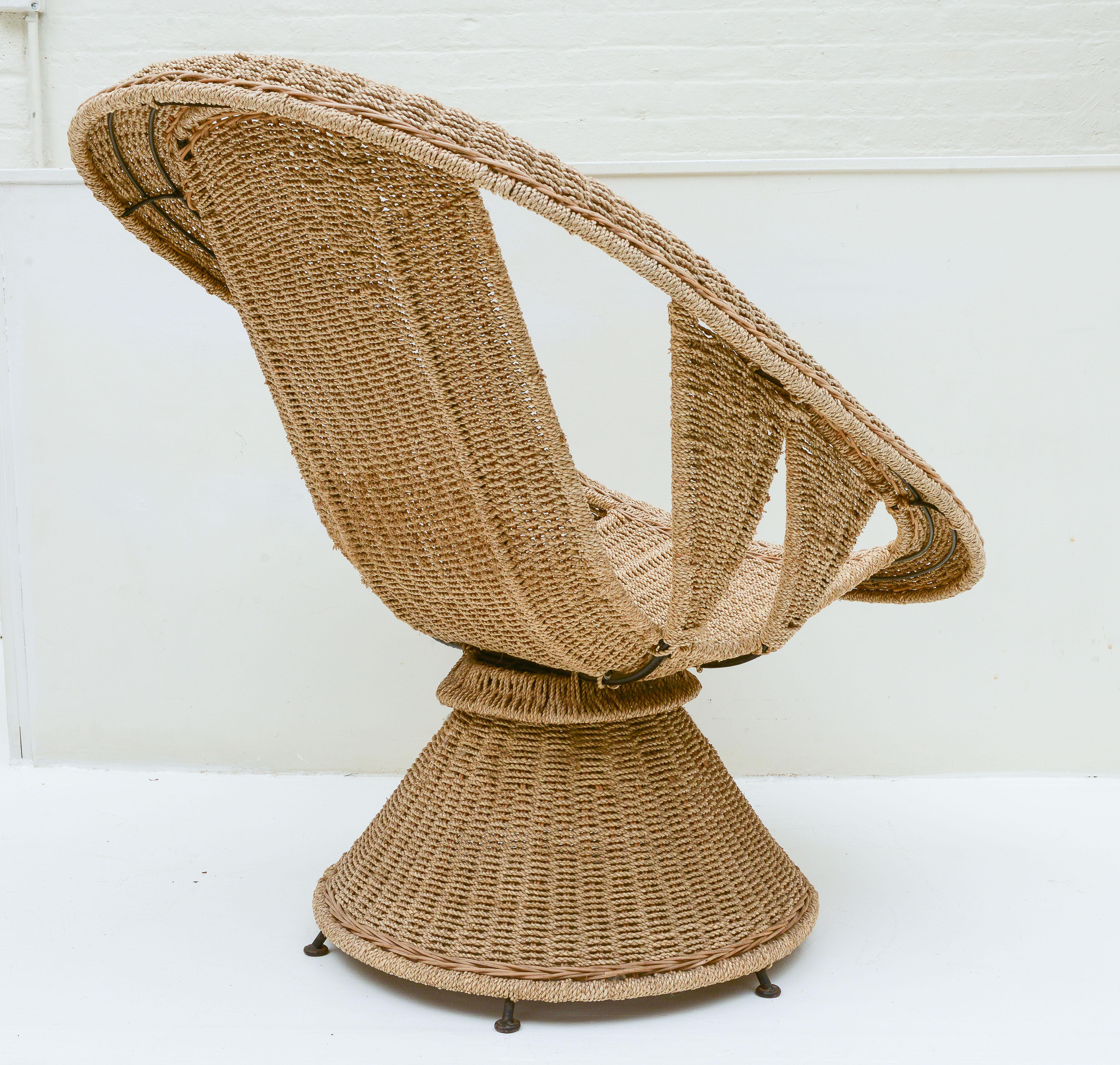 Großer geflochtener Vintage-Stuhl aus Korbweide mit unglaublichen Details, Frankreich, 1970er Jahre (Französisch) im Angebot