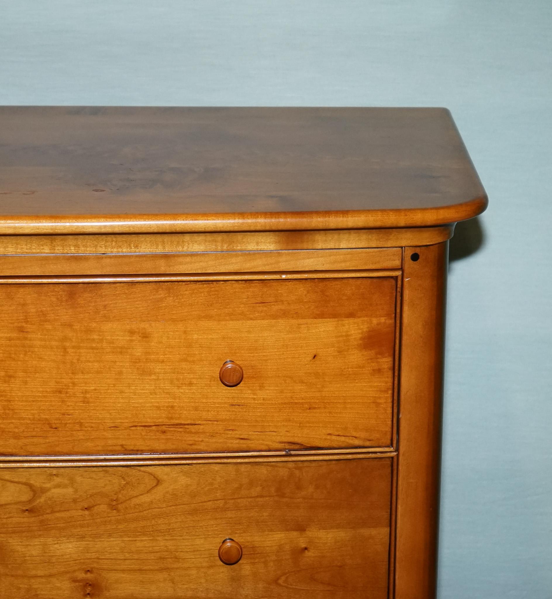 ViNTAGE GROSSE WILLIS & GAMBIER KAMMER 6 SCHUBKASTEN KLEIDERSCHRANK (20. Jahrhundert) im Angebot