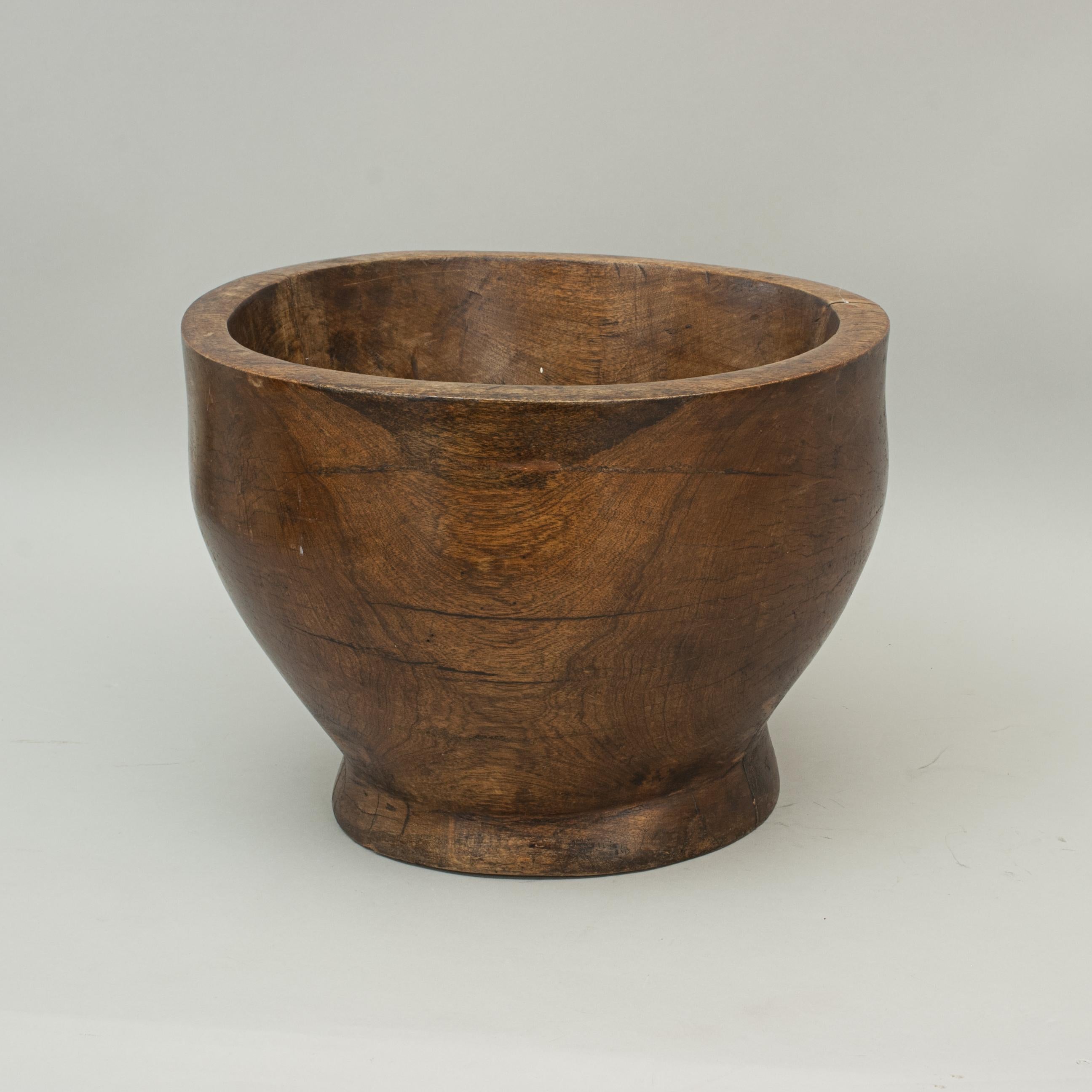 Vintage, Large Wooden Bowl in Walnut or Teak 1