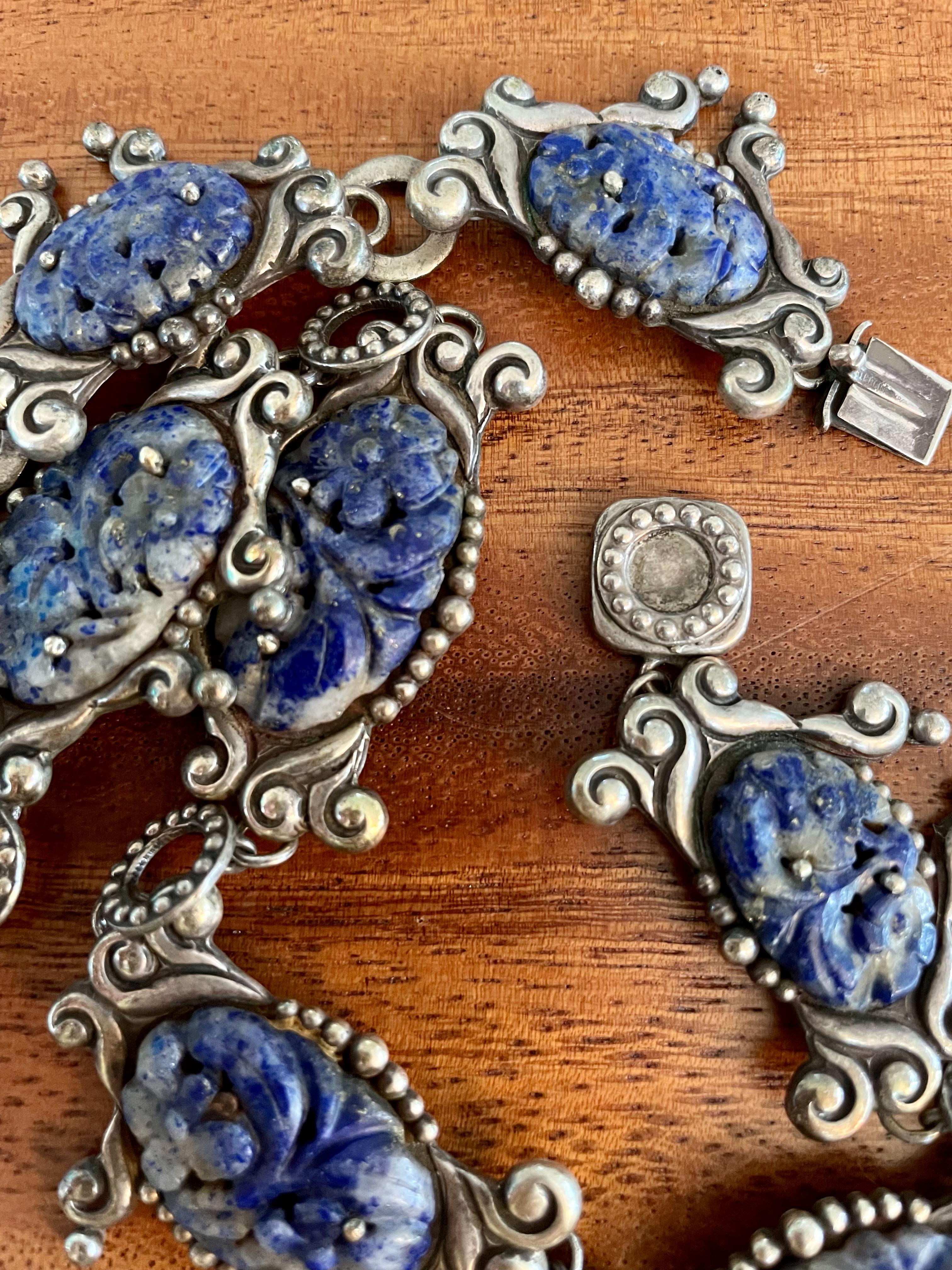 Mixed Cut Vintage Las Castillos Taxco Lapis Lazuli Sterling Silver Necklace For Sale