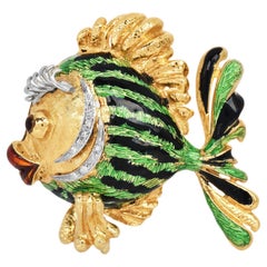 Broche vintage de oro de 18 quilates y esmalte de diamantes de finales de los 80 con forma de pez