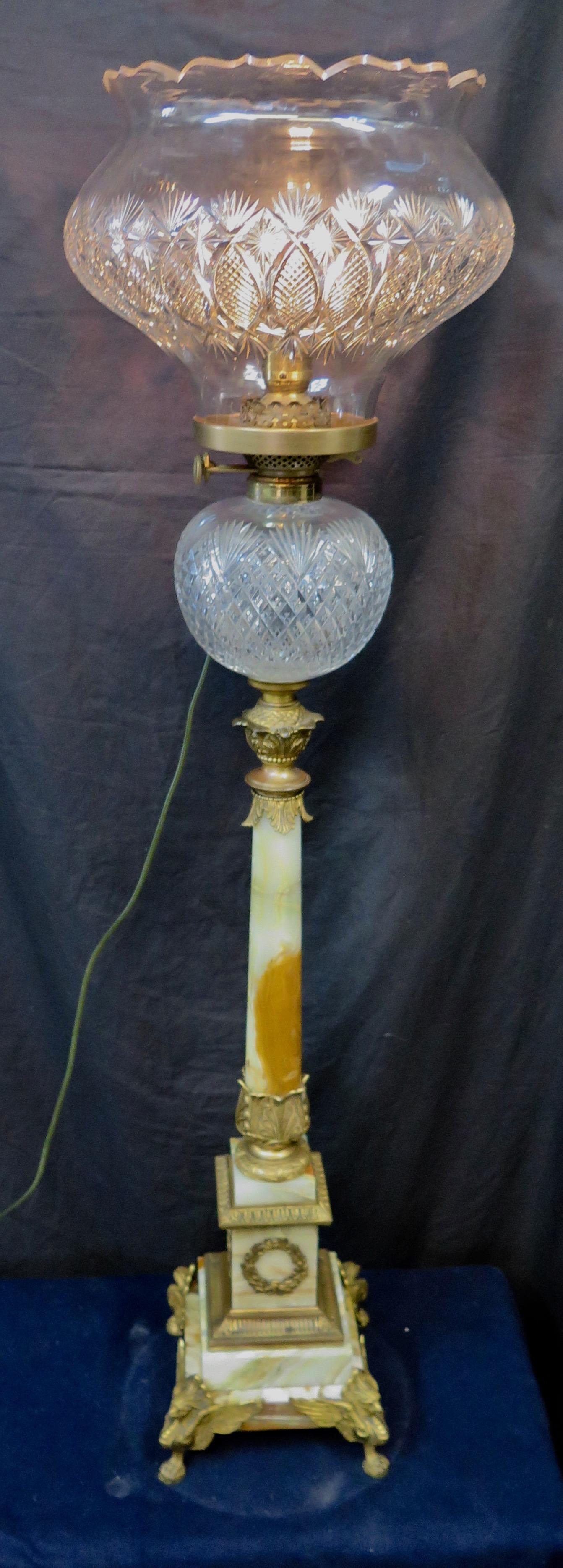 Vintage Fin du 19ème siècle Période victorienne Verre taillé, Onyx et Bronze Lampe de table en vente 6