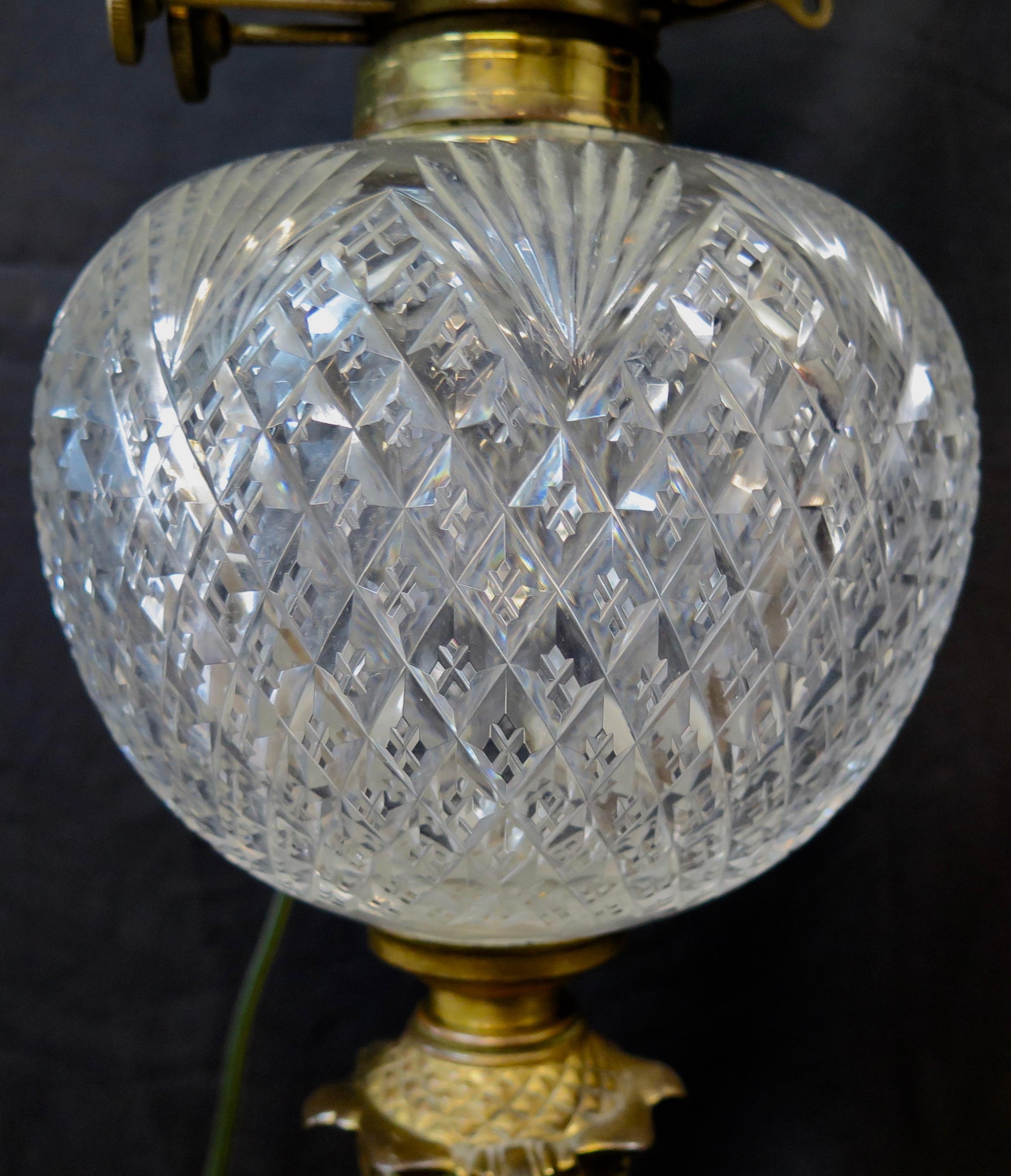 Vintage Late 19th Century Victorian Period Cut Glass, Onyx and Bronze Table lamp In Good Condition For Sale In Bronx, NY