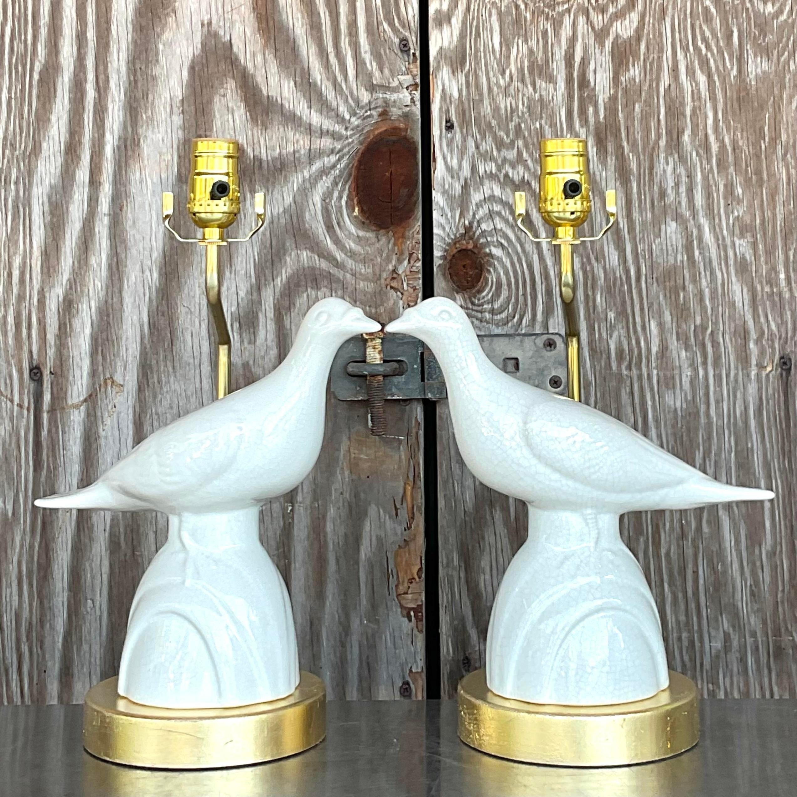 Céramique Paire de lampes Boho Love Bird de la fin du 20e siècle en vente