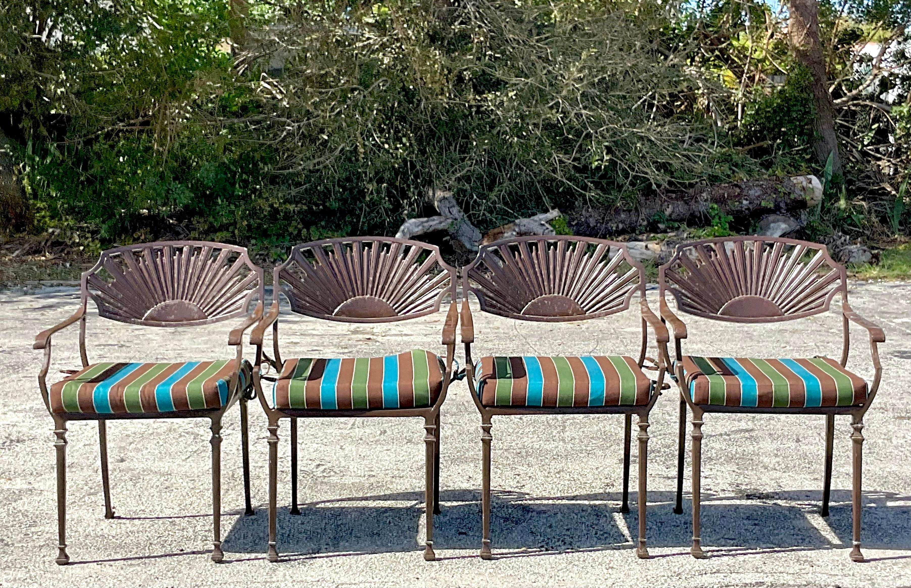 Vintage Late 20th Century Coastal Wrought Iron Outdoor Dining Table & 4 Chairs In Good Condition In west palm beach, FL