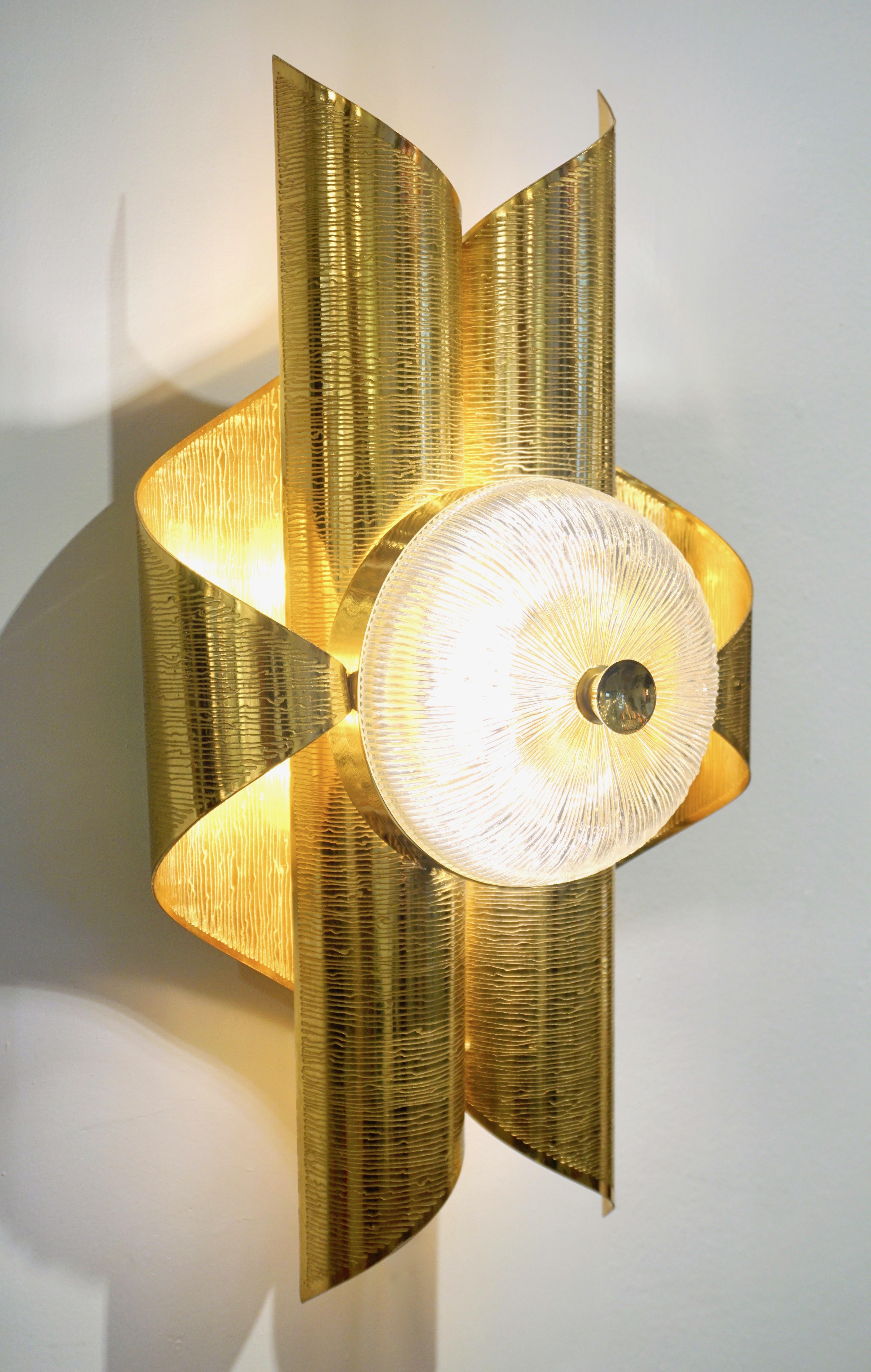 Hollywood Regency Vintage Late 1970s Modern Design Pair of Folded Brass and Clear Glass Sconces