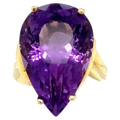 Vintage Late Mid-Century Modern Amethyst 14K Yellow Gold Cocktail Ring Size 8