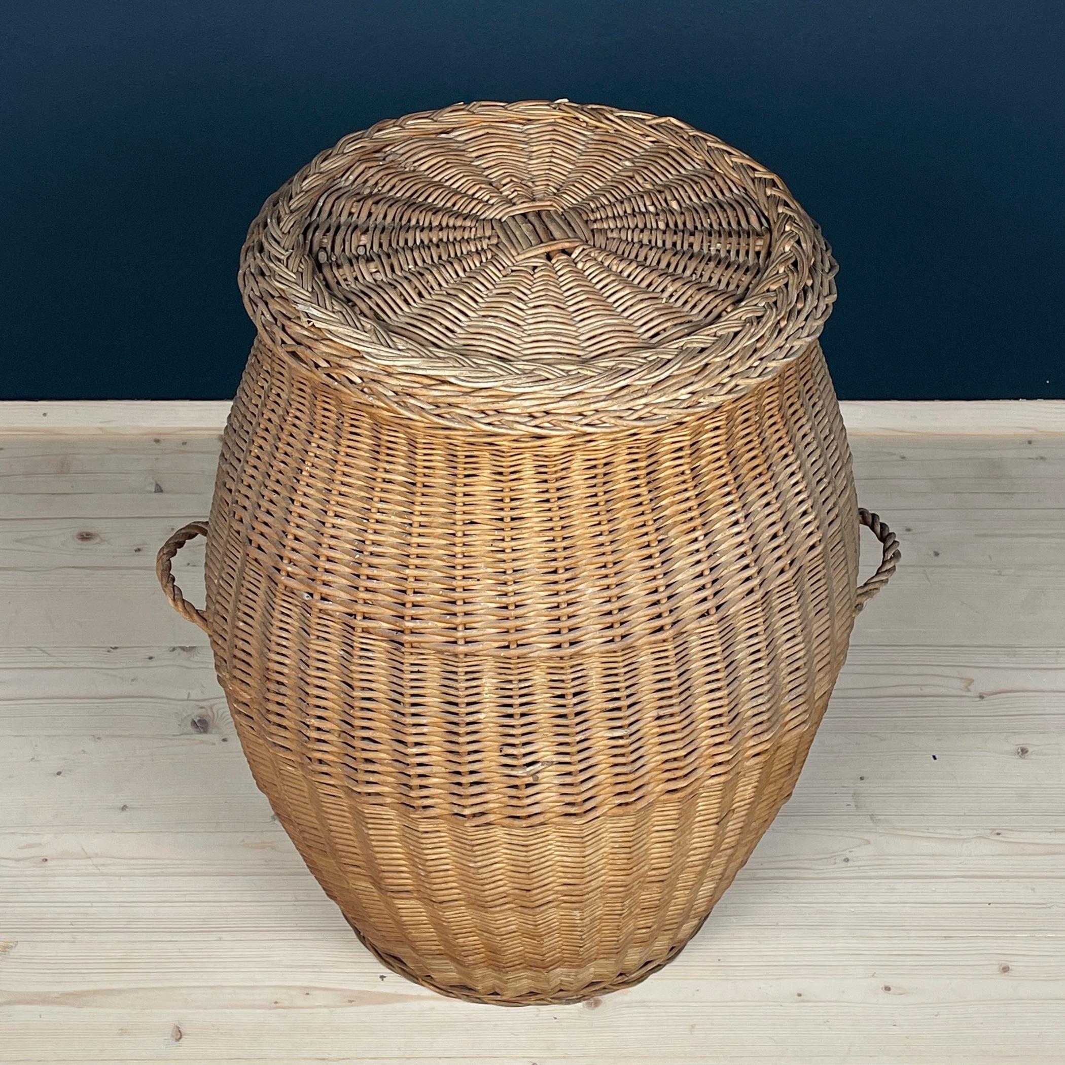 Vintage laundry farm basket wicker made in Yugoslavia in the 1970s.

The basket is in excellent vintage condition, with no damage.

Dimensions:
Width: 51 cm / 20 inches
Height: 65 cm / 25,6 inches

If you have any questions, please contact us. We're