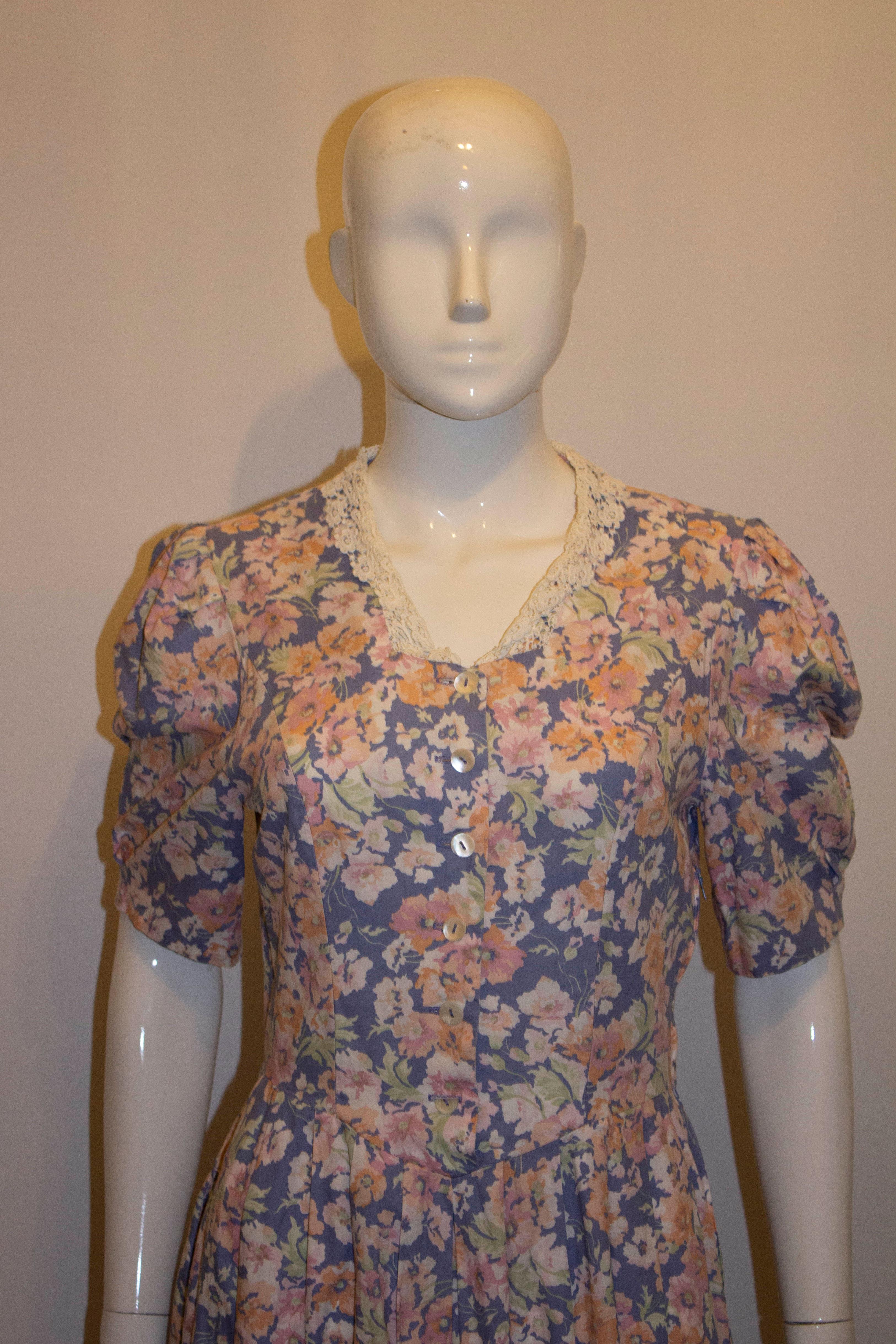 Vintage Laura Ashley Floral Cotton Dress In Good Condition In London, GB