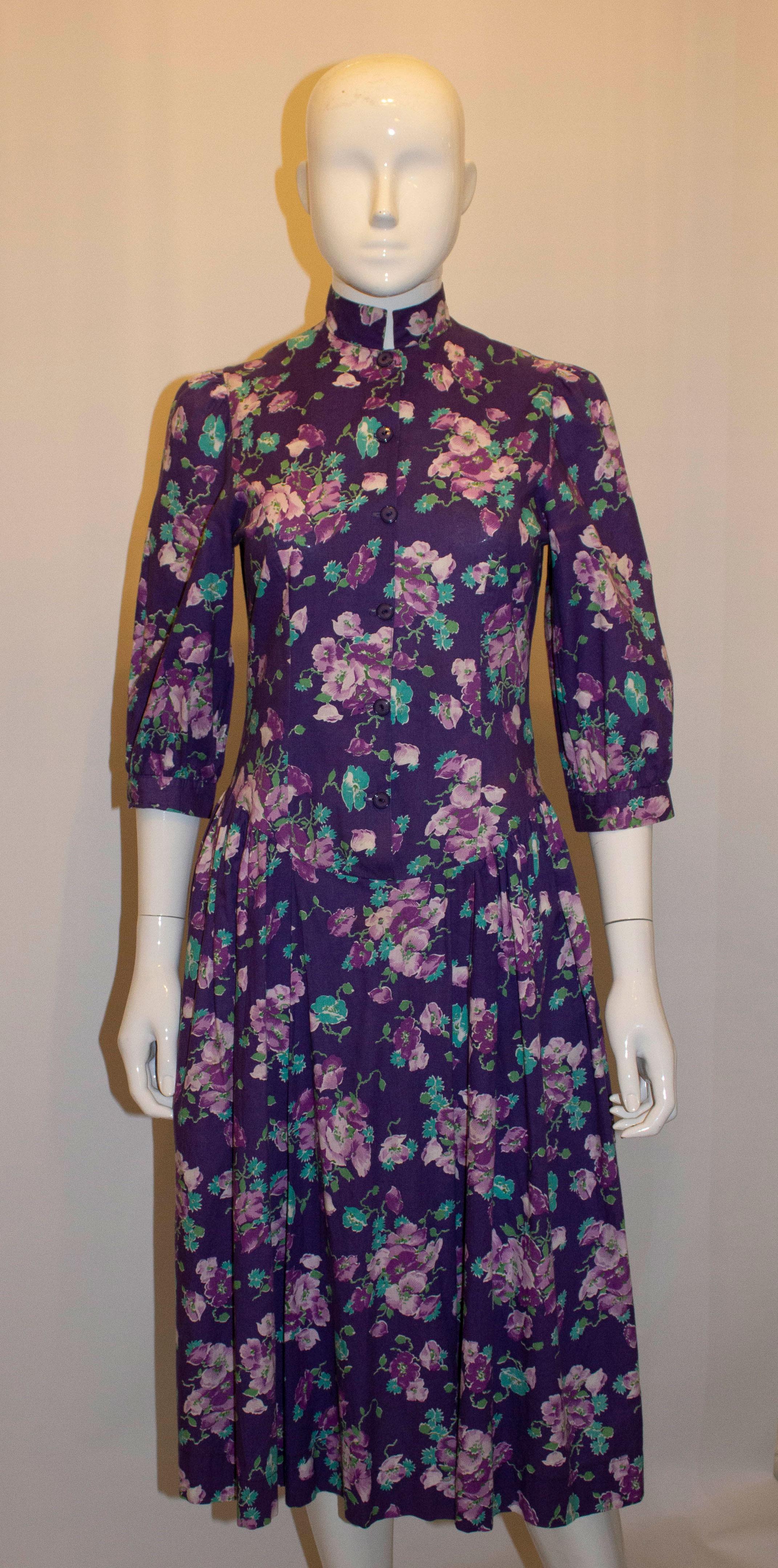 Vintage Laura Ashley Floral Cotton Dress In Good Condition For Sale In London, GB