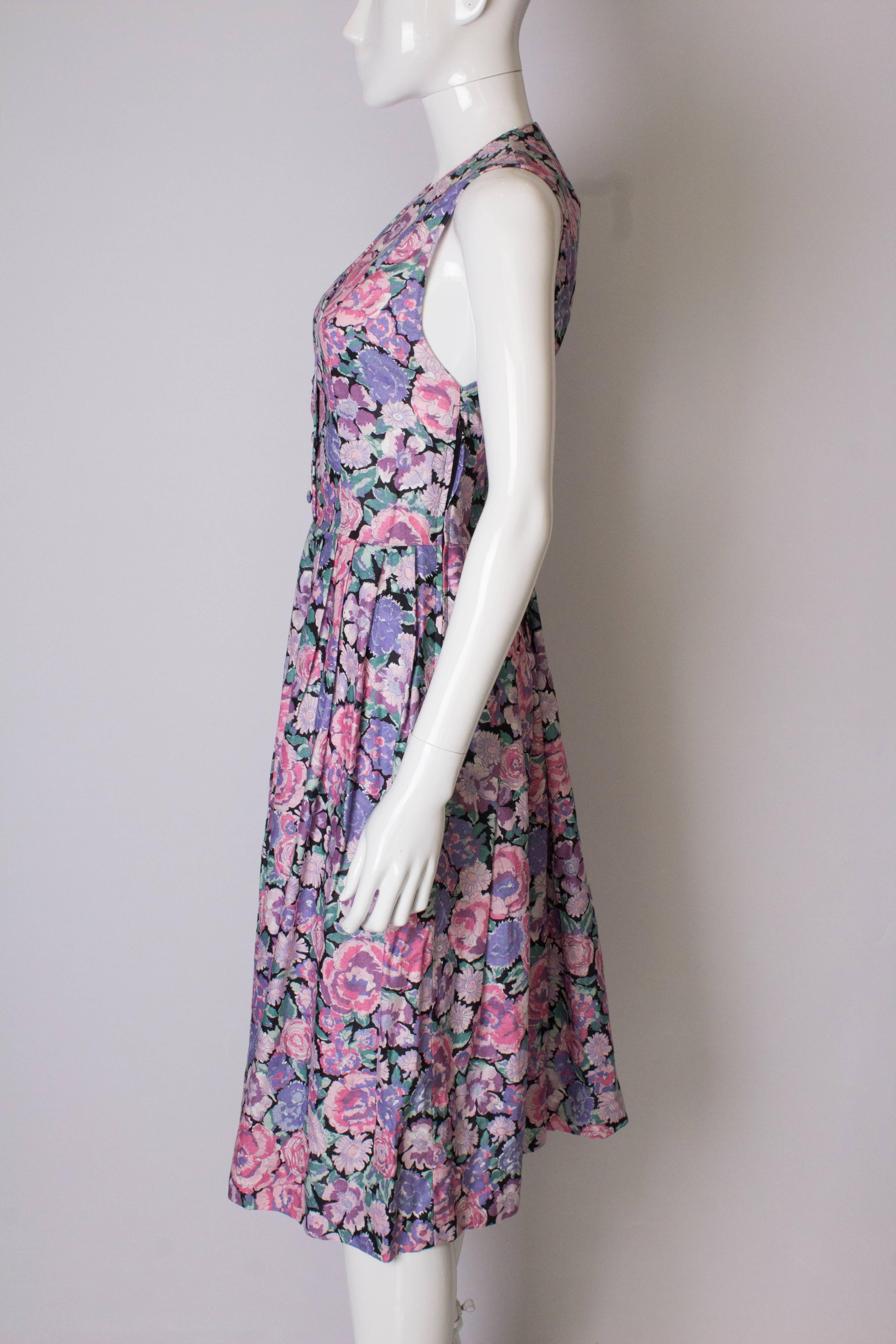Vintage Laura Ashley Floral Cotton / Linen Dress In Good Condition In London, GB