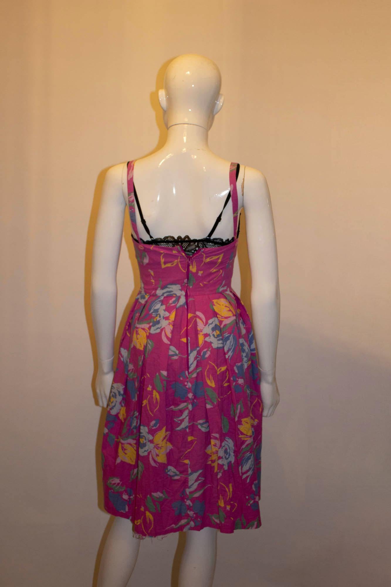 Vintage Laura Ashley Floral Dress In Good Condition For Sale In London, GB